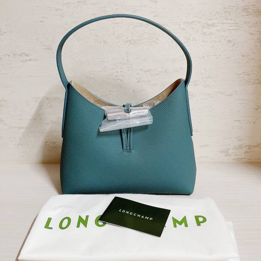 New Longchamp Size XS ขนาด 22 cm (L) x 19.5 cm (H) x 10 cm (W)cm
