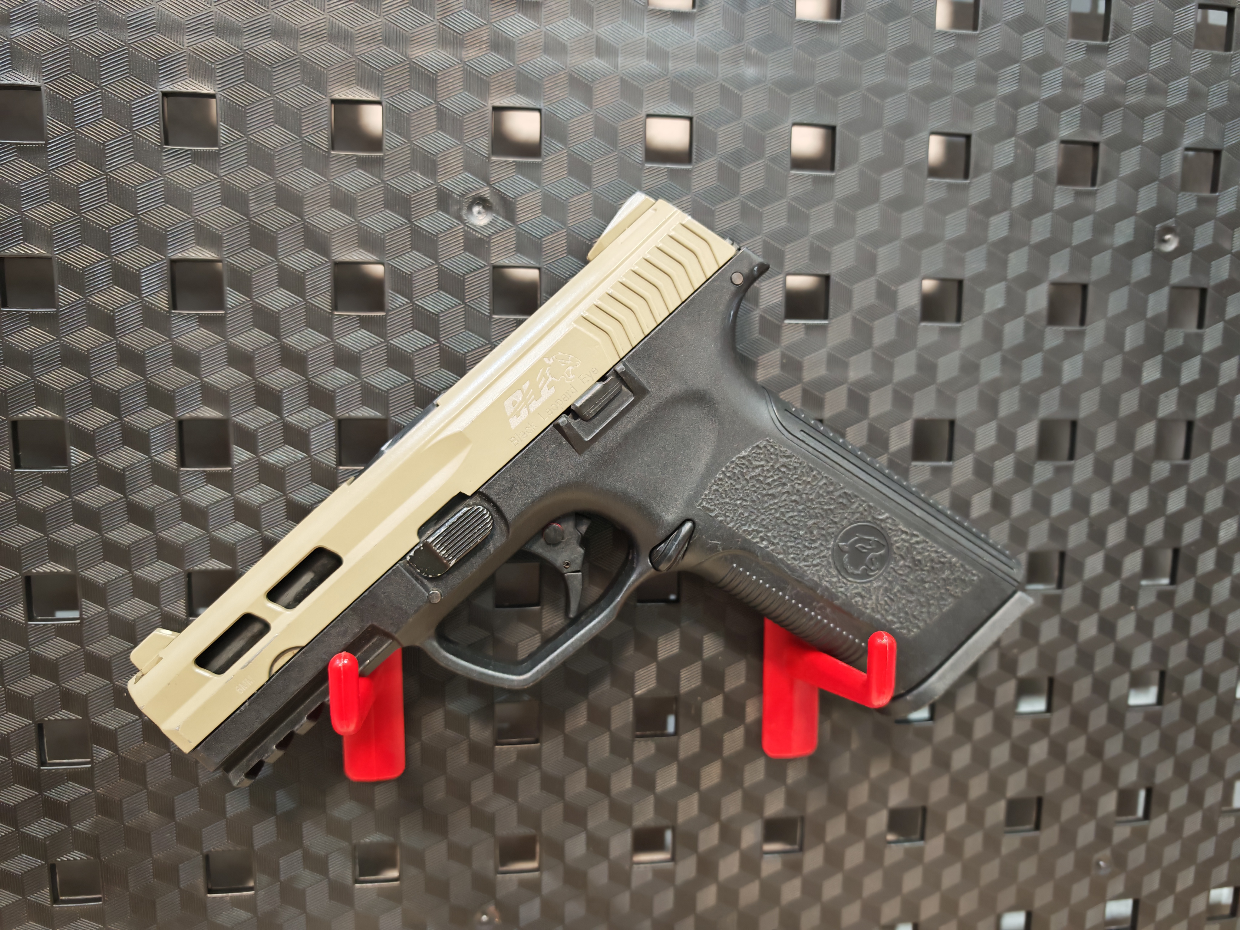 ICS BLE-006-SD4 XAE GAS PISTOL TWO-TONE Revo Valve System GBB ไต้หวัน BB Gun บีบีกัน แบบแก๊ส ปืนอัดลม มือสอง Airsoft Gun