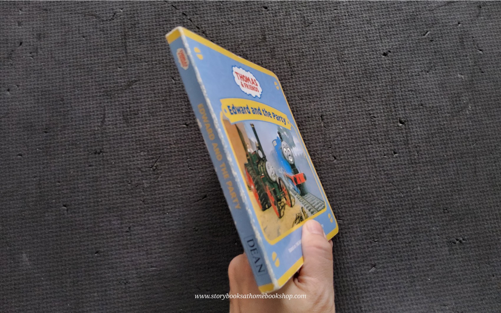 BOARD BOOK ** ð
THOMAS & FRIENDS EDWARD AND THE PARTY