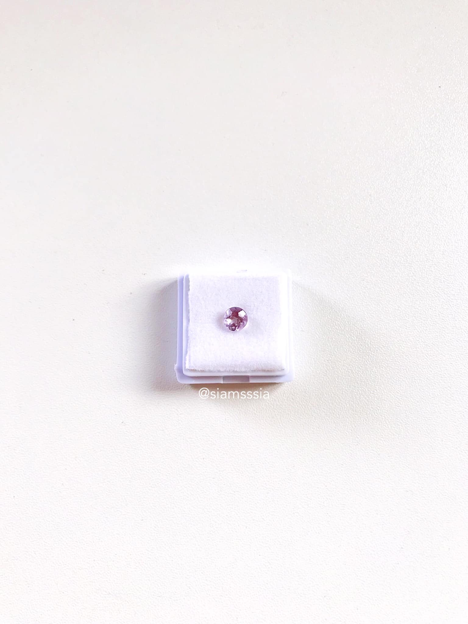 Fancy Sapphire แฟนซีแซฟไฟร์ สีม่วงยูนิคอร์น