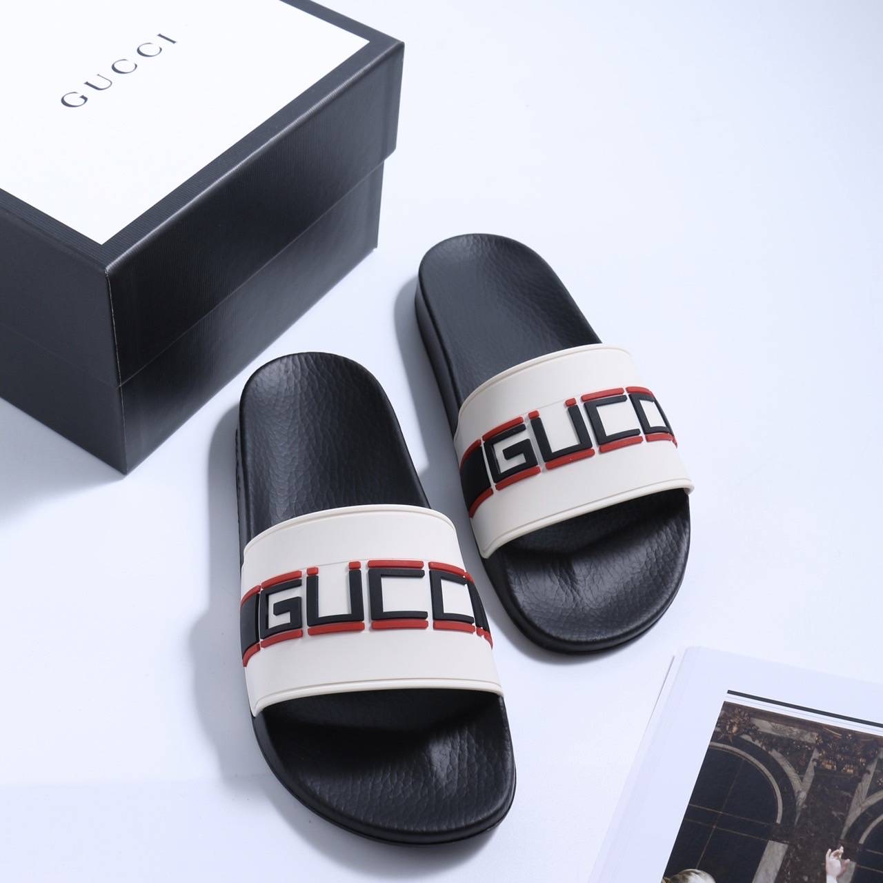 New Gucci Slides Size 5G (39) / 7G (41) กล่อง ถุงผ้า การ์ด ถุงกระดาษ