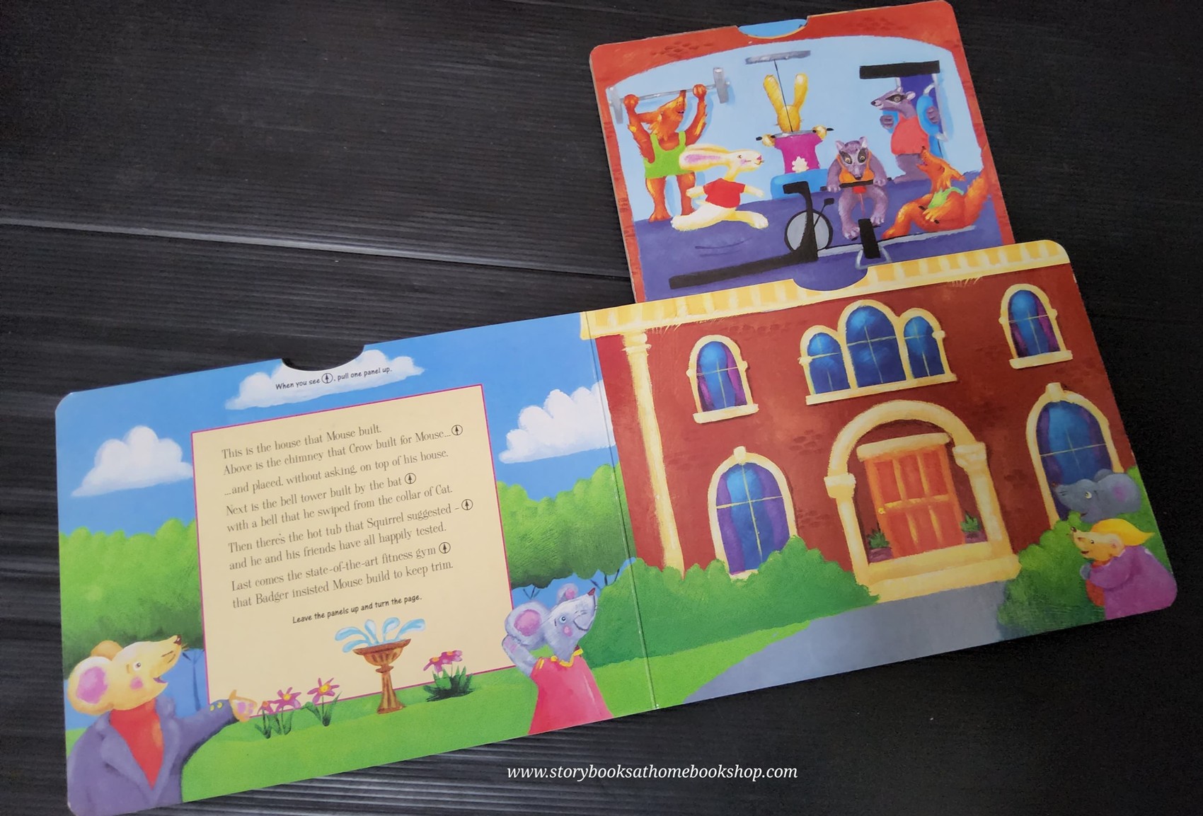 PULL THE TAB BOARD BOOK** 🍅🍓THE MOUSE THAT MOUSE BUILT