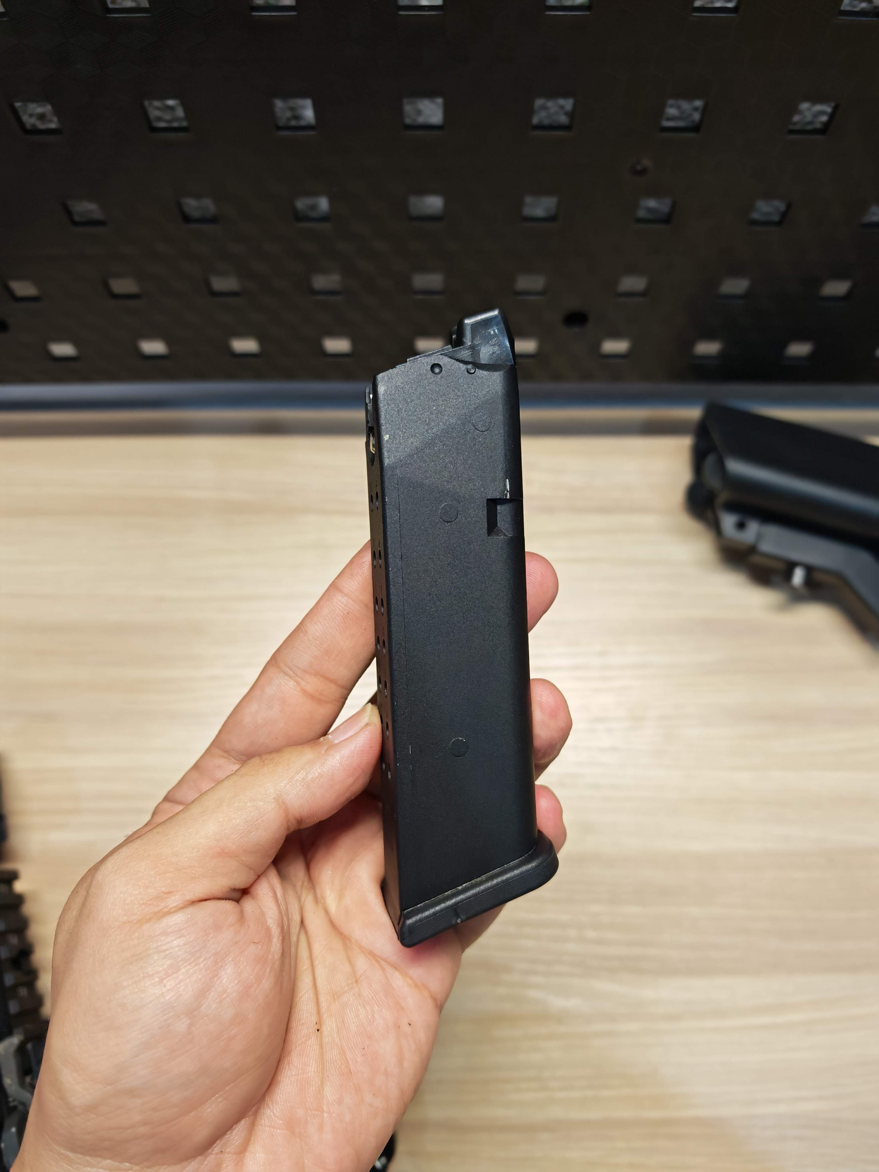 Umarex VFC Magazine for Glock Series แม็กกาซีน G17 Glock17 มือสอง