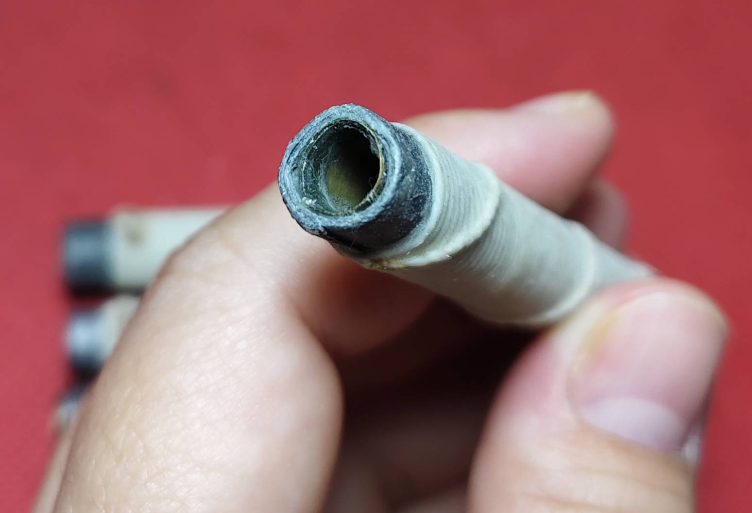 ตะกรุดกันปลอง (กันเสื่อม) อาจารย์เหลี้ยม นาโยง สำนักไชยมงคล ปี 2559 (กันวัตถุมงคล-รอยสักยันต์-คาถาอาคมเสื่อม กันคัดถอนวิชาอาคม)