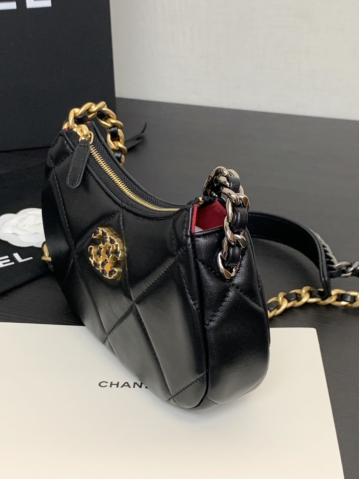 [Pre-order] Chanel C19 Hobo Shoulder bag and Pochettes GHW Black VIP คุณภาพที่ดีที่สุด