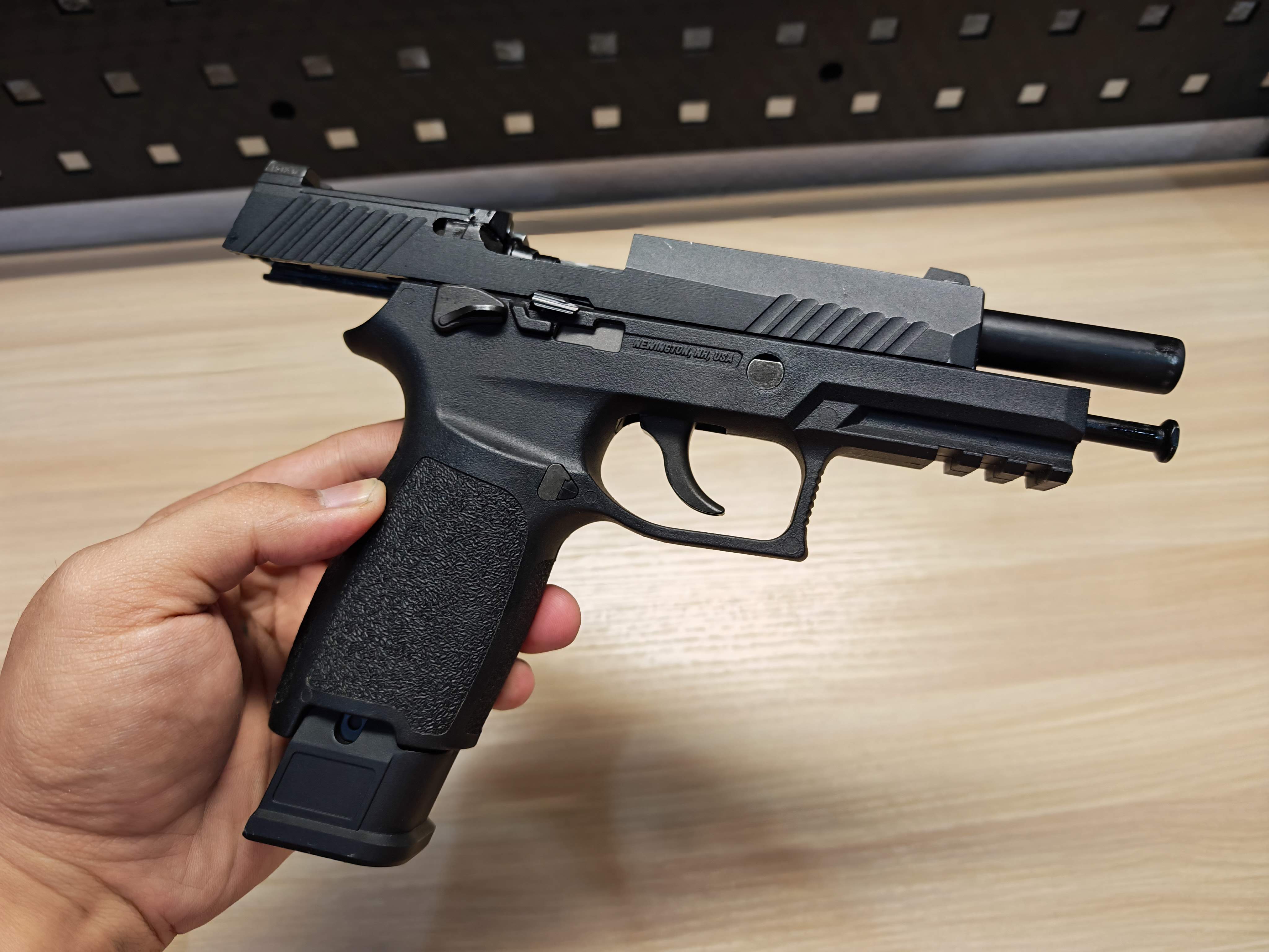 WE Sig Sauer P320 M17 GBB BB Gun บีบีกัน แบบแก๊ส ปืนอัดลม มือสอง Airsoft Gun