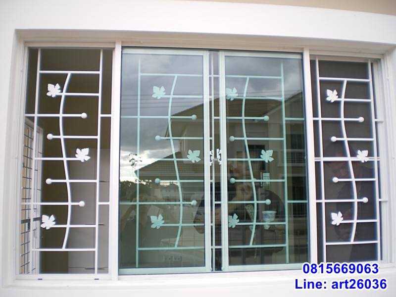 เหล็กดัดพร้อมมุ้งลวด หน้าต่างเลื่อน เหล็กดัดลายใบไม้