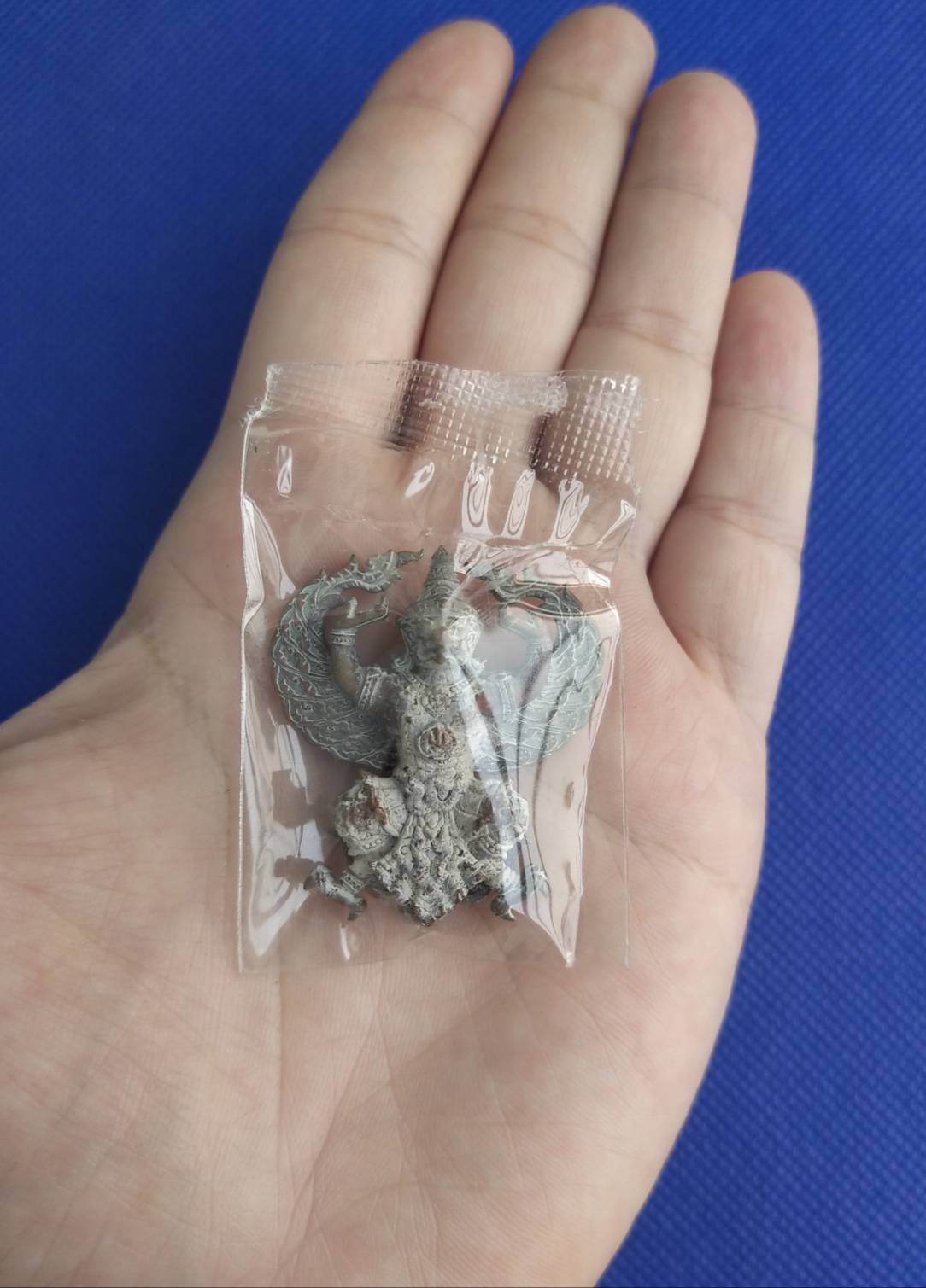 พญาสุบรรณครุฑ รุ่นแรก หลวงพ่อวิชิต วัดป่าเขาปลวก จ.บุรีรัมย์ ปี 2564