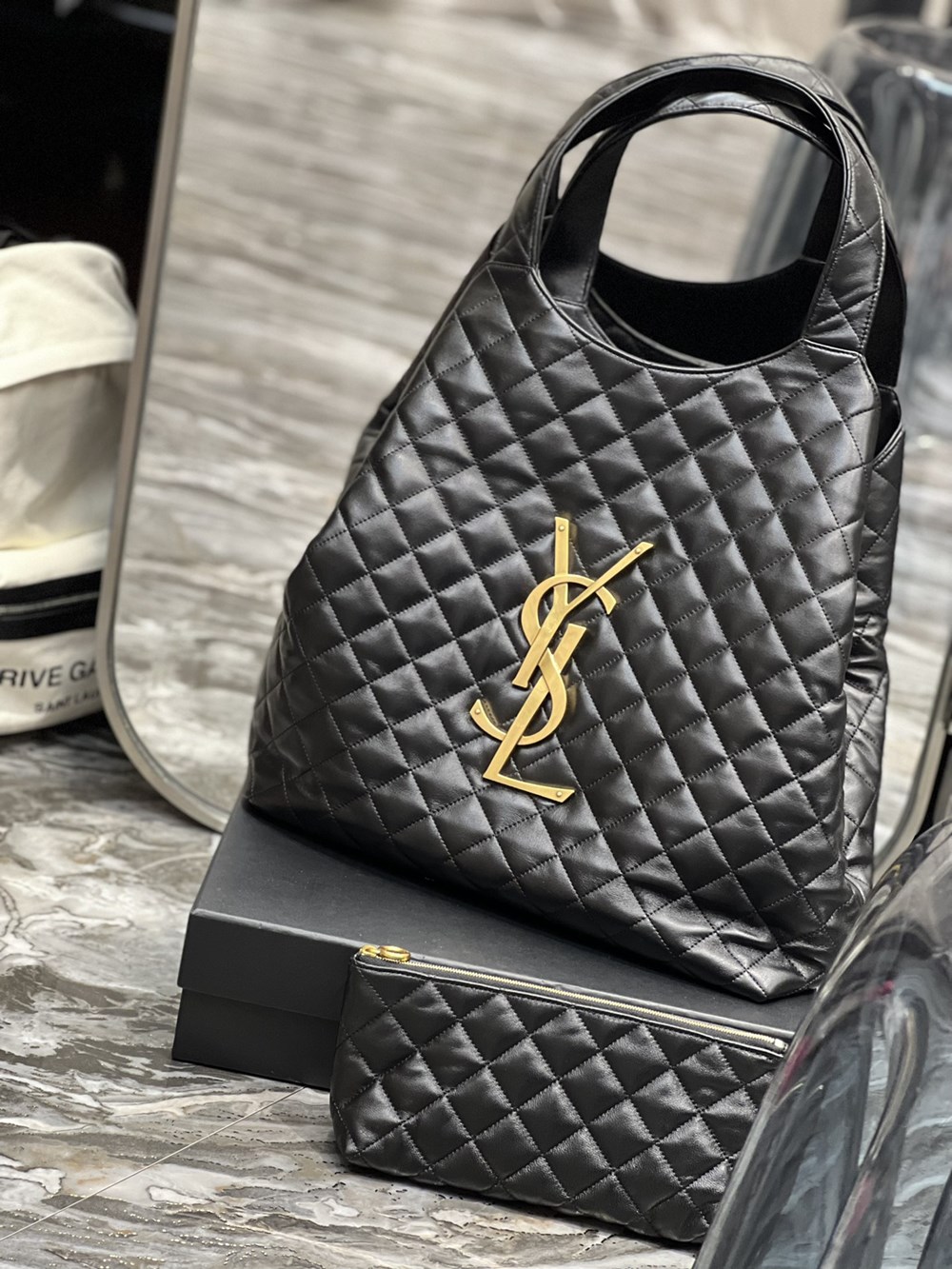 [Pre-order] Saint Laurent Quilted 2023 Icare Maxi Shopping Bag Lamb skin งานเกรดเทียบแท้ งานvip คุณภาพดีที่สุด