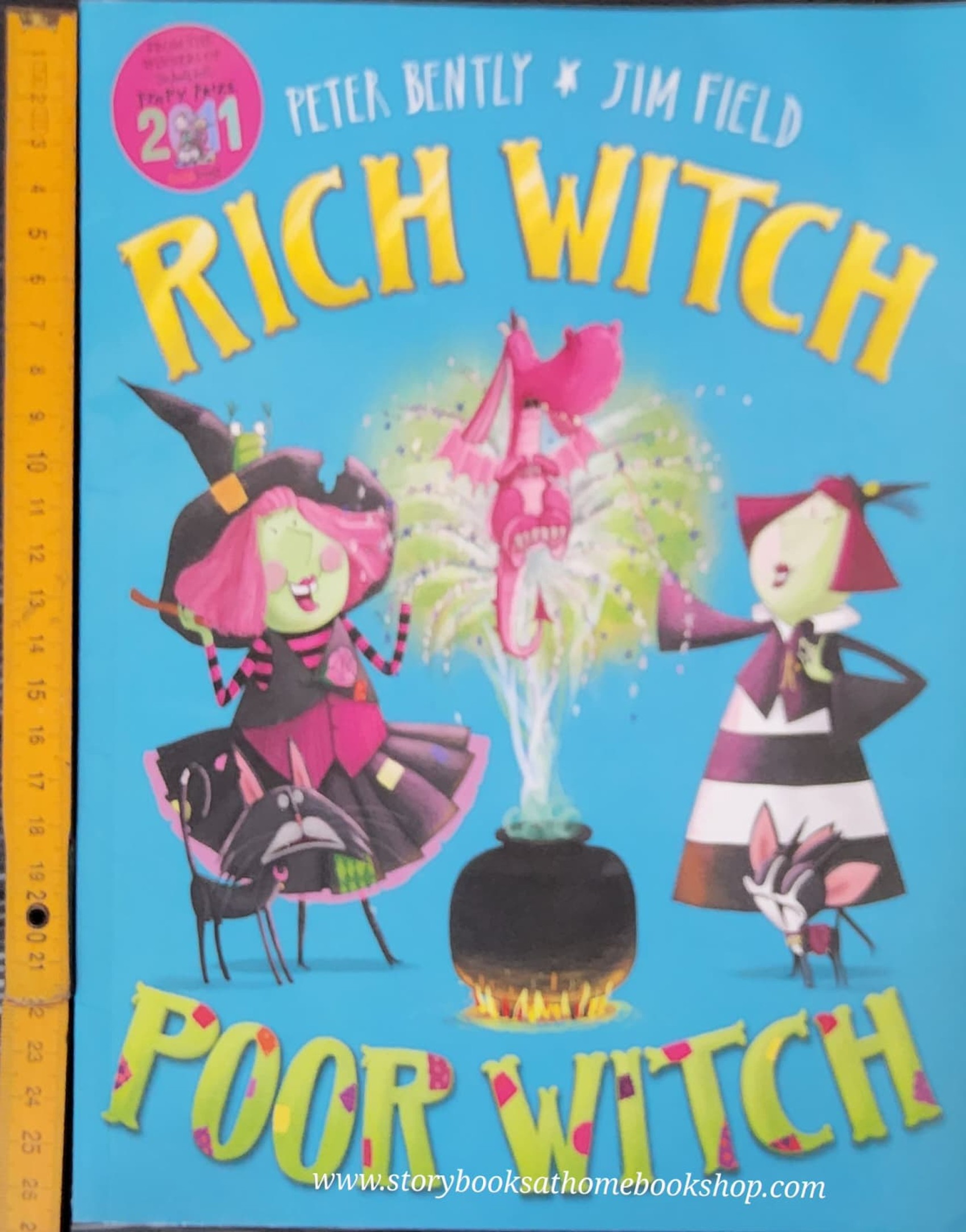 หนังสือนิทานปกอ่อน ** 🍅🍓RICH WITCH POOR WITCH