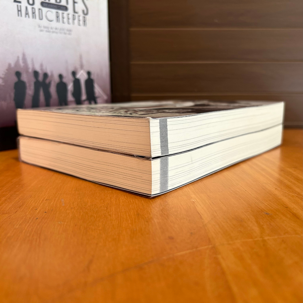 [FAN FICTION:EXO] BOXSET Zombies Hard Creeper Season 1 เล่ม 1-2 (จบ) ... นลินค่ะ เขียน (มือสอง)