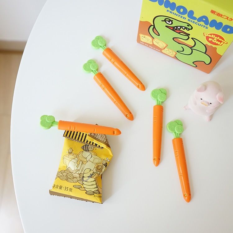 Carrot bag clip ที่ปิดปากถุง ที่หนีบปากถุง รูปแครอท 5 ชิ้น 11 cm