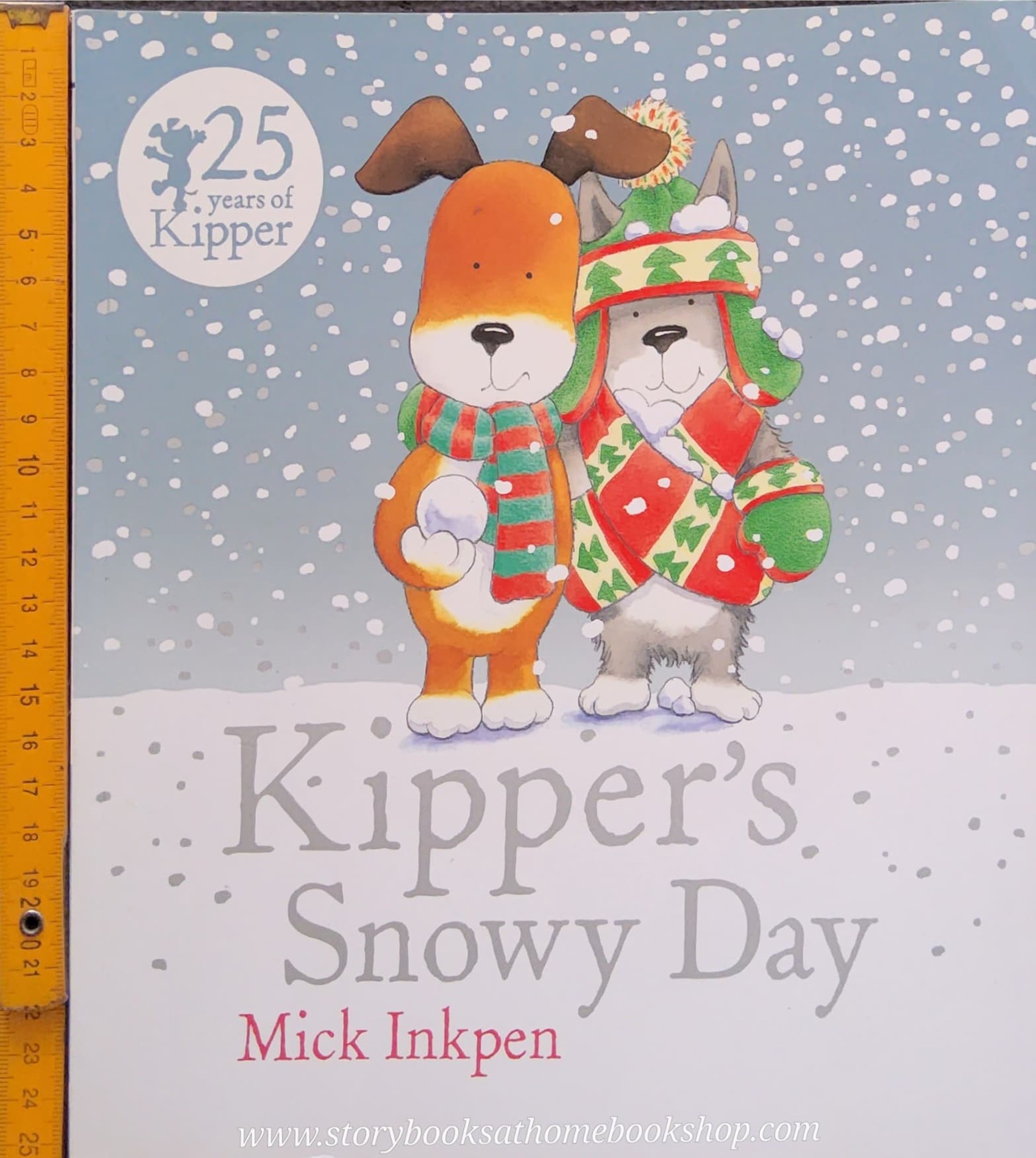หนังสือนิทานปกอ่อน** 🍅🍓 KIPPER'S SNOWY DAY BY MICK INKPEN