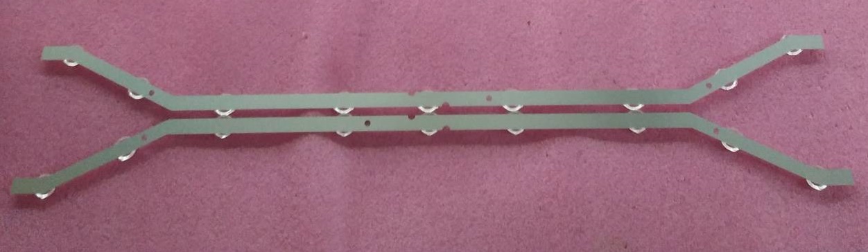 หลอดแบล็คไลท์ทีวี ซัมซุง SAMSUNG ใหม่โรงงาน รุ่นUA32EH4003AK UA32FH4003 UA32H4303 UA32G4303AK HG32AB460GW HG32AC470G1 (หลอดโค้ง+โค้ง แถวละ 9เม็ด2แถว) )