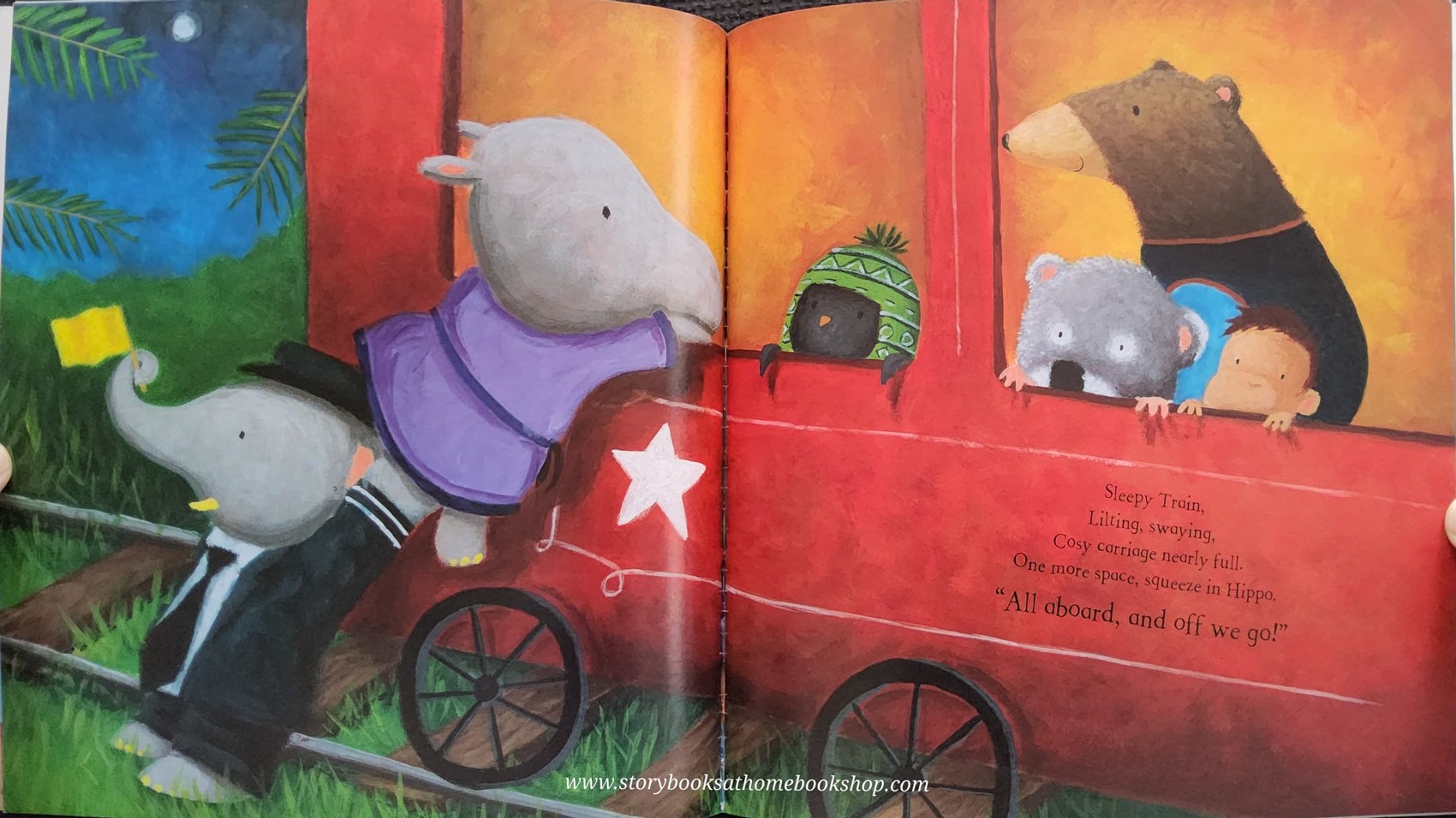 หนังสือนิทานปกอ่อน ** 🍅🍓THE SLEEPY TRAIN BY MARK MARSHALL