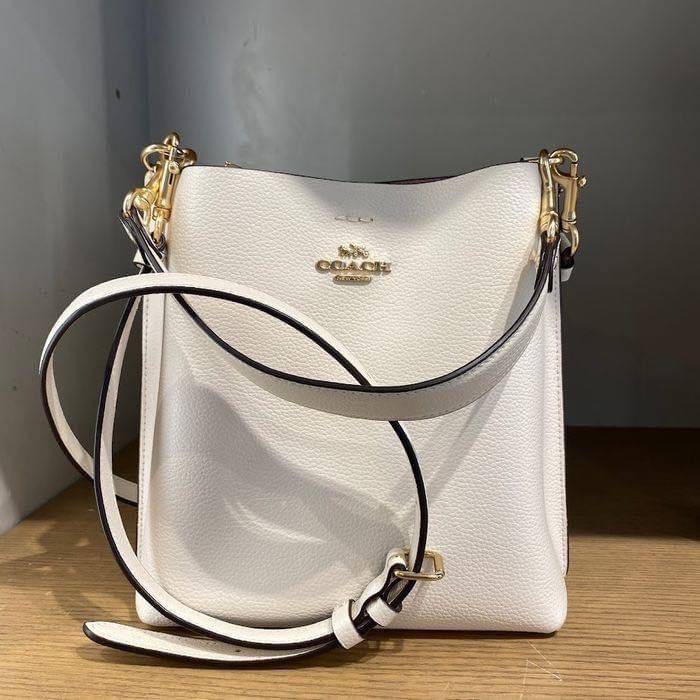New Coach ใบเล็ก สีขาวสวยมากหายาก