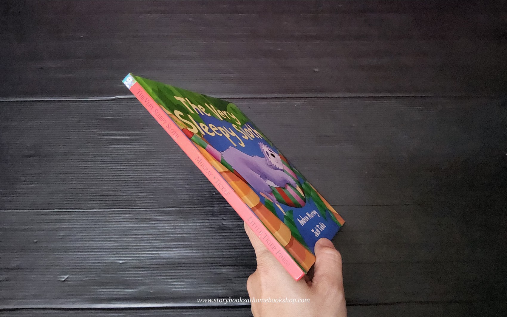 หนังสือนิทานปกแข็ง** 🍅🍓THE VERY SLEEPY SLOTH BY ANDREW MURRAYAND JACK TICKLE