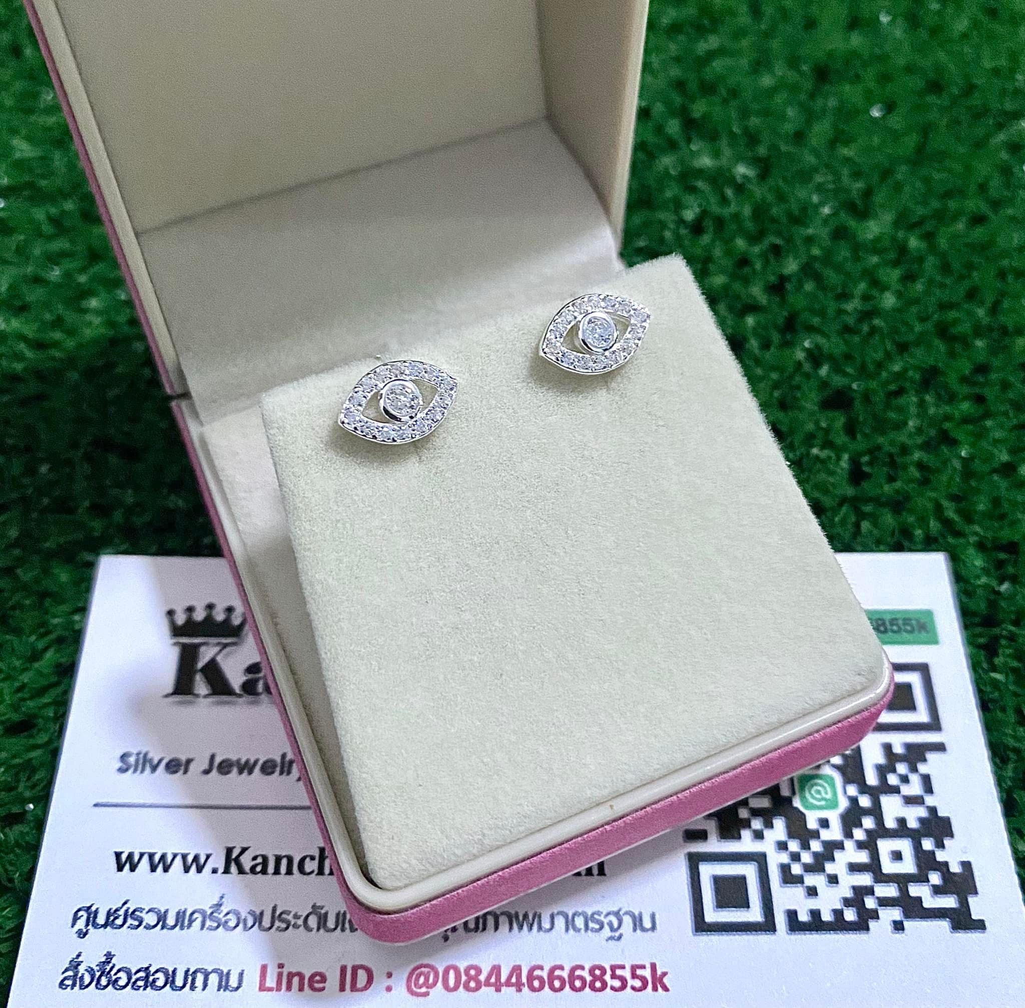 ต่างหูเงินแท้ ประดับเพชร สวยๆ สูง 7 มิล กว้าง 1 ซม. สนใจสอบถามได้จ้า