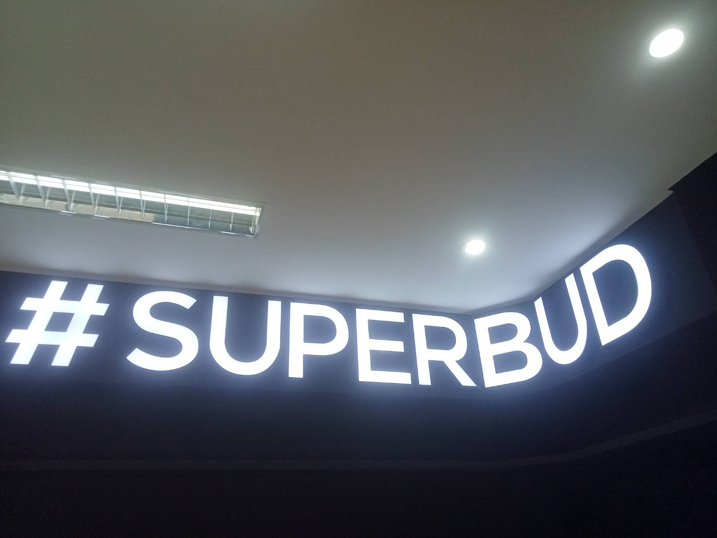 #งานติดตั้งป้ายอักษรไฟออกหน้า