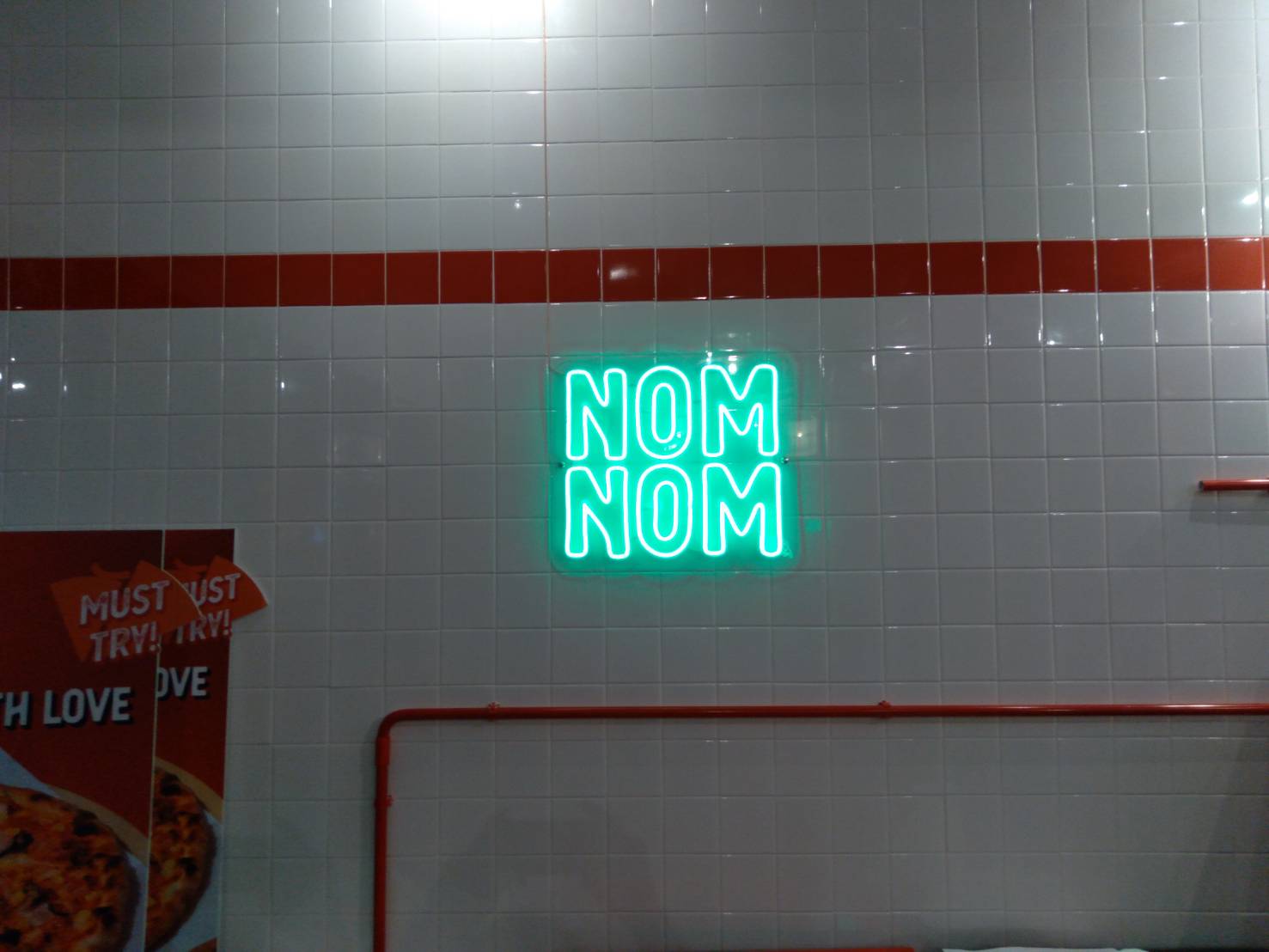 #งานติดตั้งป้ายไฟนีออนดัดLEDอะคริลิคใสรองหลัง #ป้ายอักษรซิงค์ร่องด้านหน้าตรงกลางทำไฟนีออนดัดLED