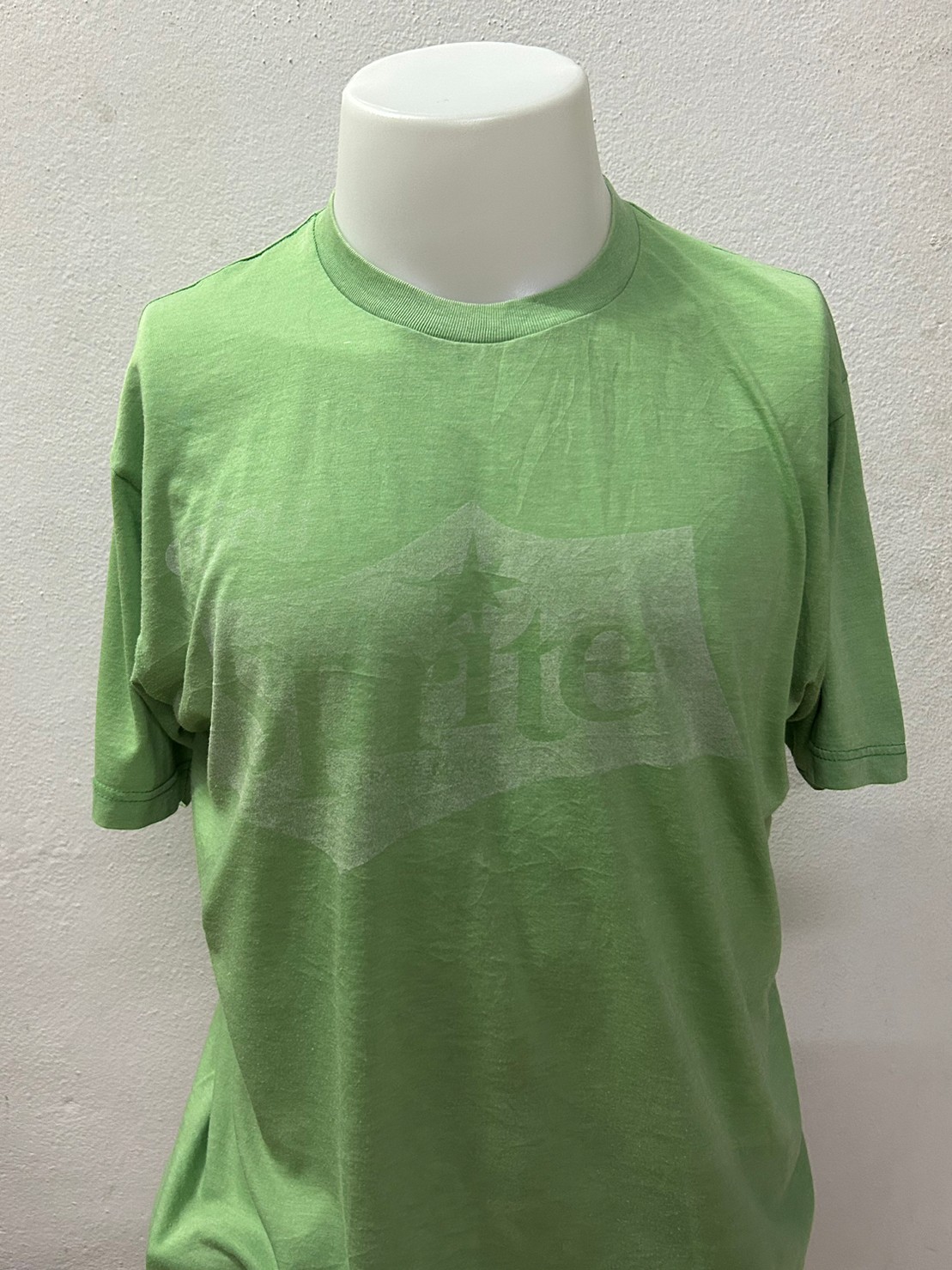 Sprite สภาพสวยAAA ป้ายปั๊มคอ Coca-CoLa อก 22" ยาว 27" Made In Mexico 50% Cotton 50% Polyester