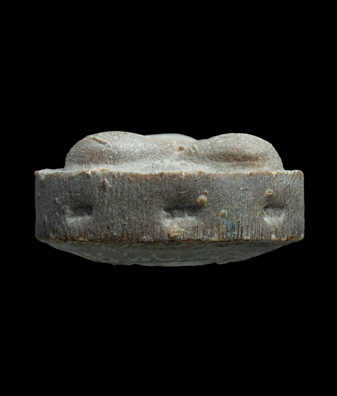 พระปิดตา เนื้อผงเกสร รุ่นแรก วัดชัยมงคล ปี 2522 ตะกรุดทองคำ 9 ดอก หลวงปู่โต๊ะเสก (มีบัตรรับรองพระแท้)