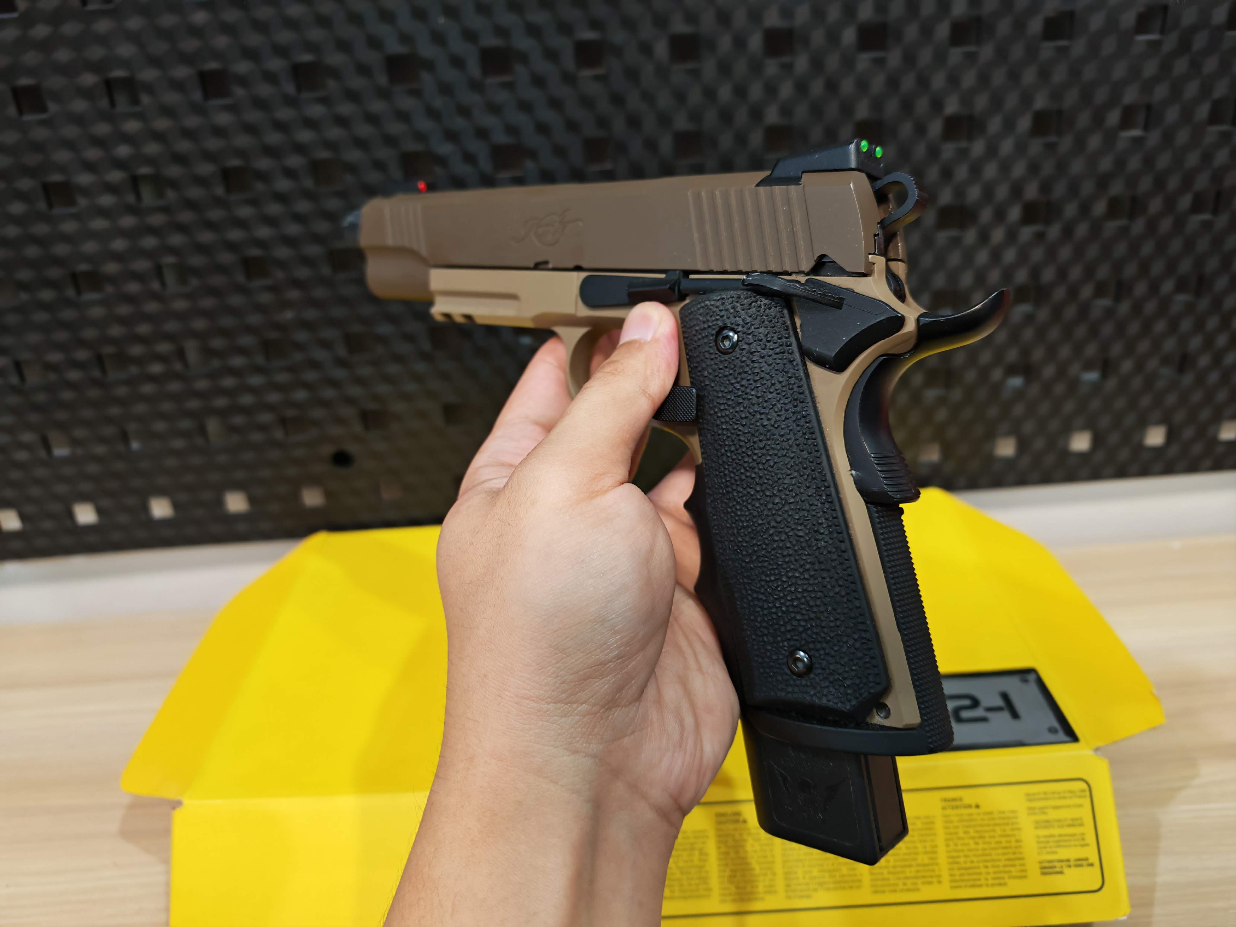 Army Armament R32-1 Kimber Custom 1911 GBB BB Gun บีบีกัน Airsoft Gun ปืนอัดลม ปืนสั้นแก๊ส มือสอง