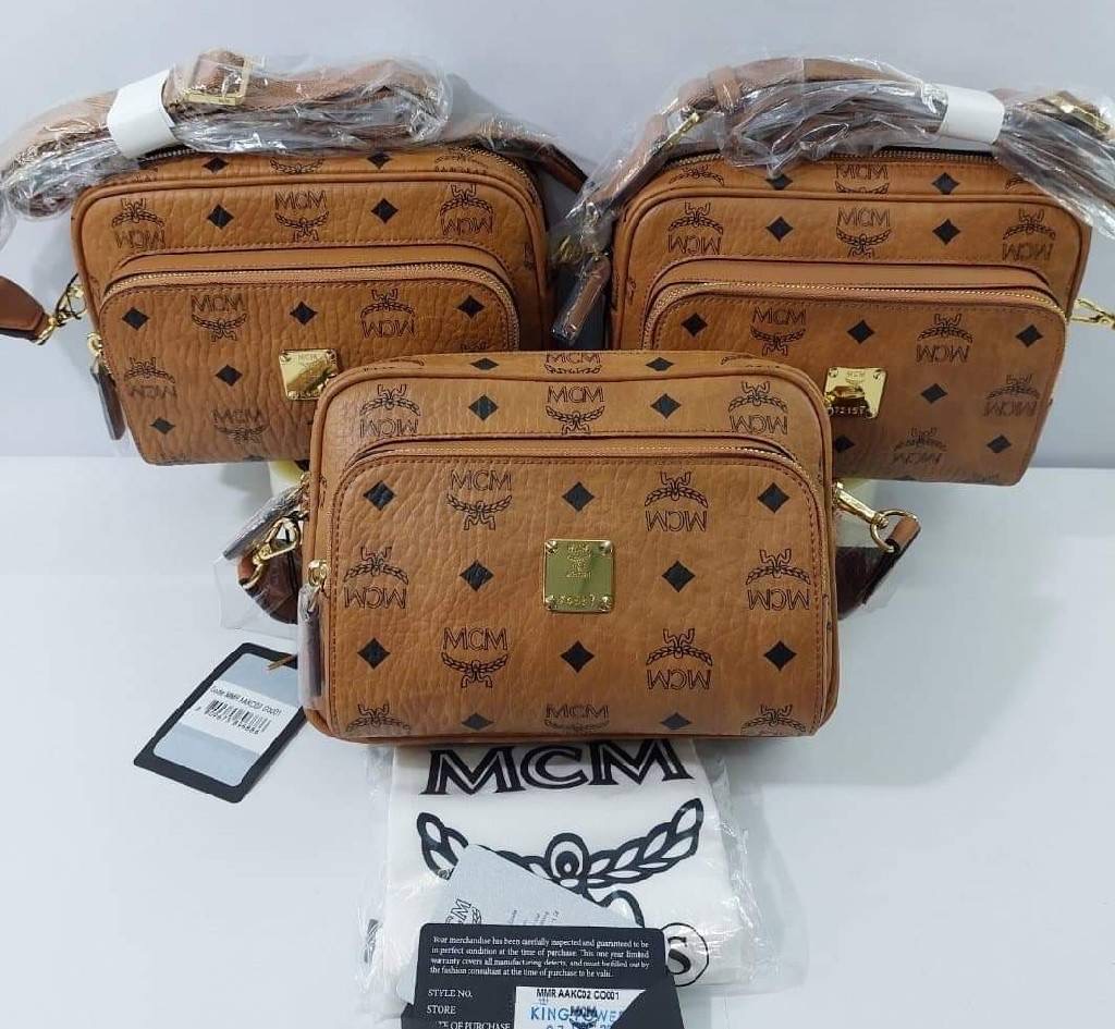 New Mcm klassic small crossbody อุปกรณ์การ์ด ถุงผ้า ถุงกระดาษ shop king power