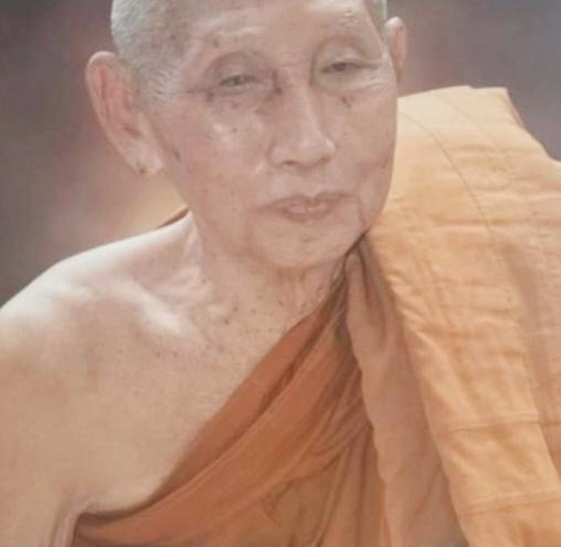 พระทันตธาตุหลวงปูู่่แสวง วัดศิลาวารี อ.เถิน จ.ลำปาง ได้มาจากคุณลุงประเสริฐ อายุ 82 ปี คุณลุงประเสริฐ ได้มาจากลุงสมหมาย อายุ 74 ปี อาชีพขับรถรับส่งคนจากอำเภอเถิน - เข้าเมืองลำปาง และได้รับพระทันตธาตุนี้มาเมื่อปี 2548