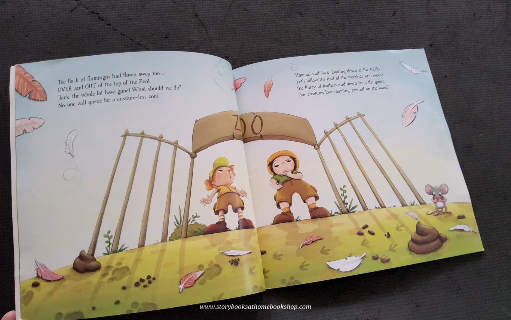 หนังสือนิทานปกอ่อน** 🍅🍓THE GREAT ZOO HULLABALOO!