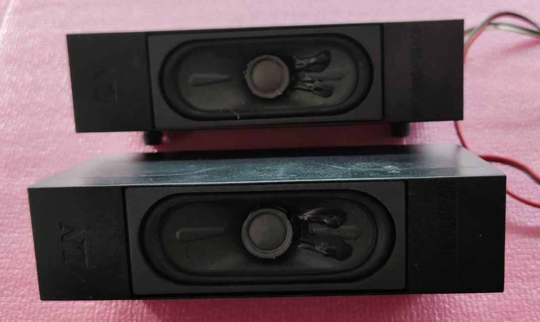 ลำโพงทีวี แอลจี LG อะไหล่มือสองถอดจากเครื่องพร้อมใช้งาน รุ่น43LN5600 พาร์ทYX13635-6NXBH 6โอมห์ 15วัตต์