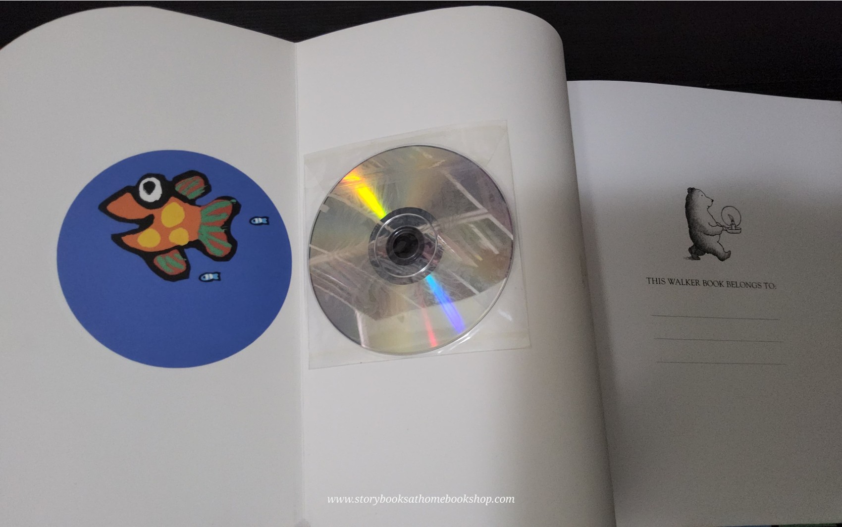 หนังสือนิทานปกอ่อน** ♥️HOORAY FOR FISH! BY LUCY COUSINS WITH DVD