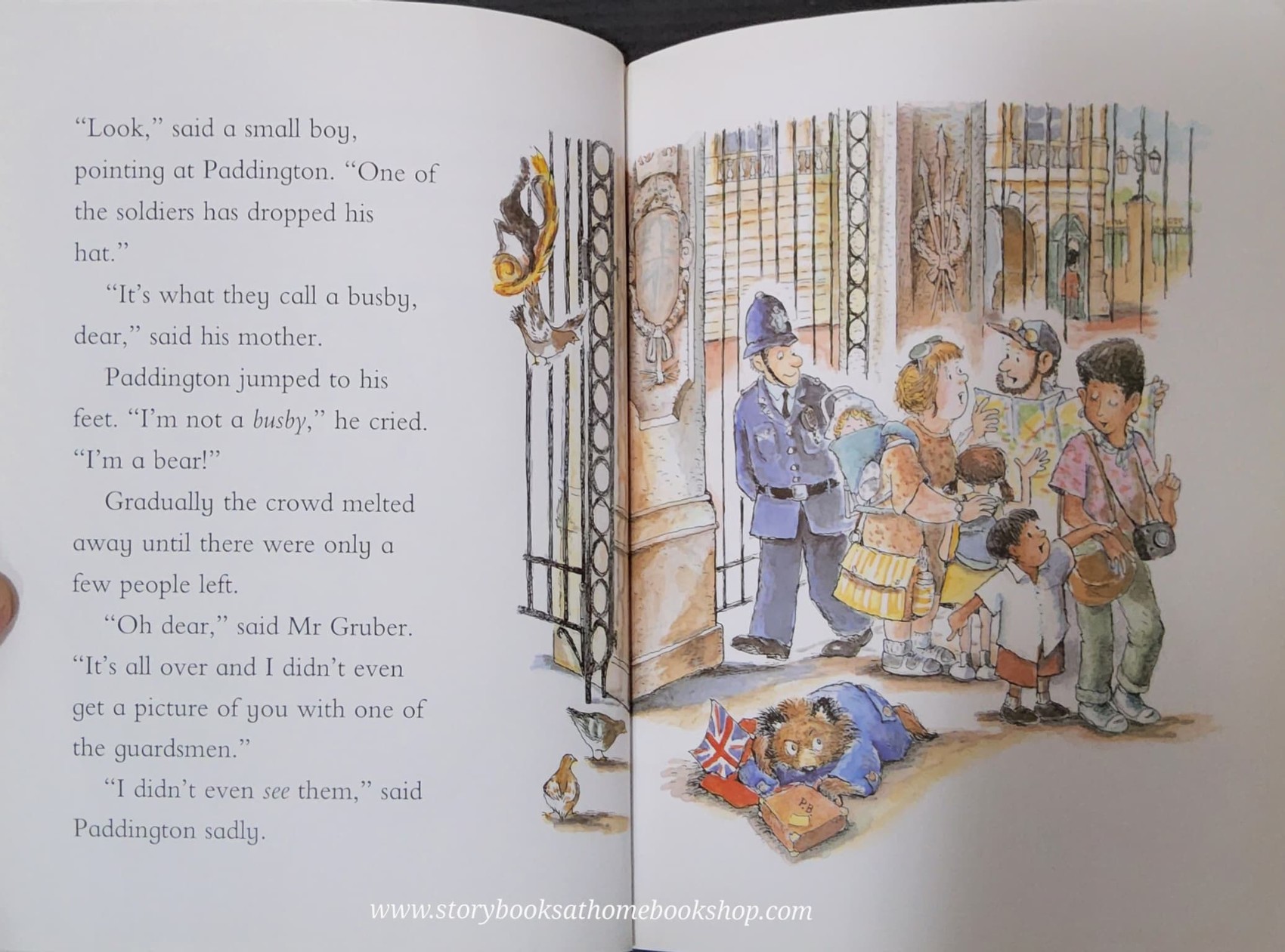 **หนังสือนิทานปกอ่อน** 🍅🍓PADDINGTON AT THE PALACE BY MICHAEL BOND