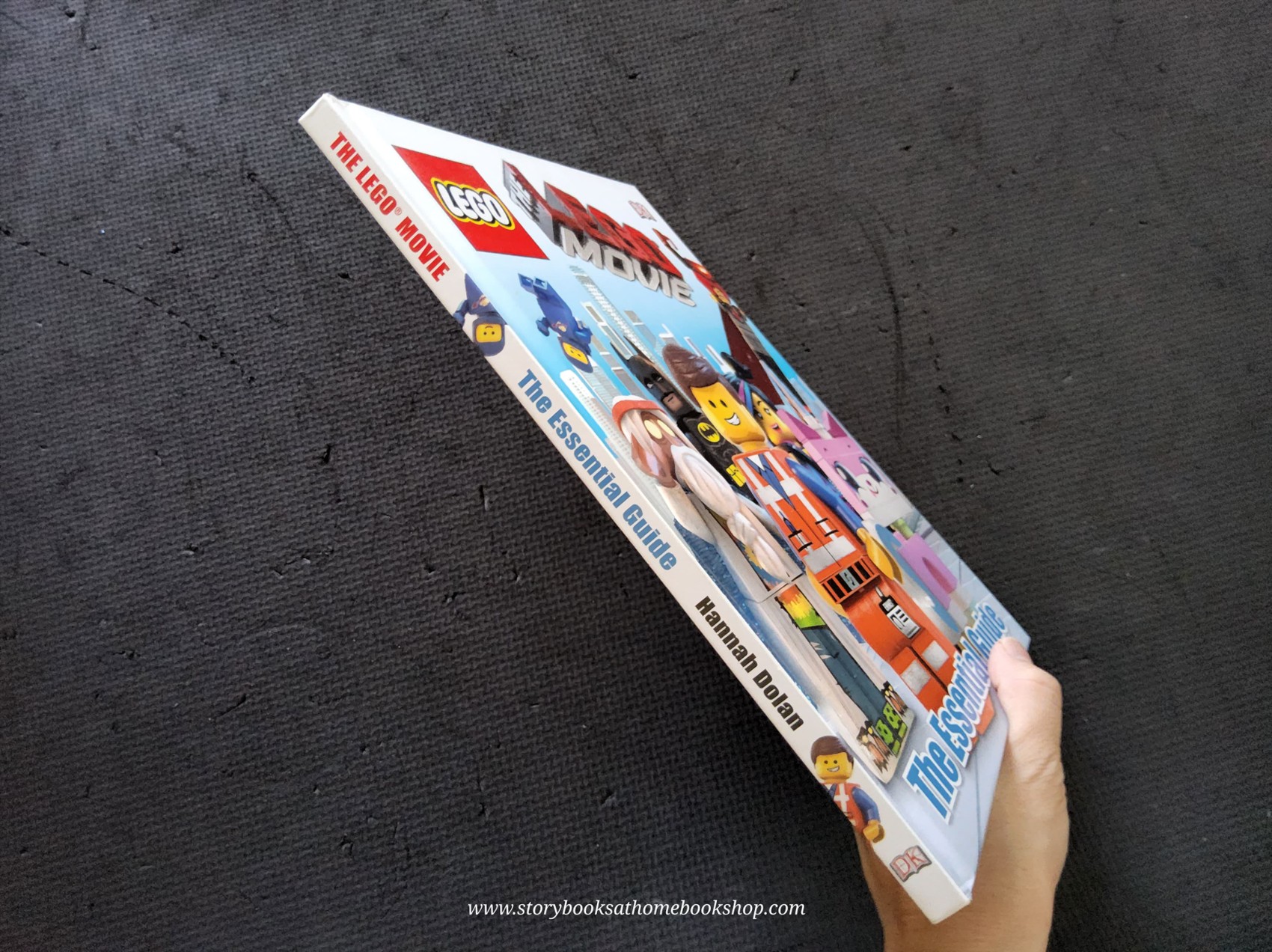หนังสือนิทานปกแข็ง** 🍅🍓LEGO THE LEGO MOVIE THE ESSENTIAL GUIDE