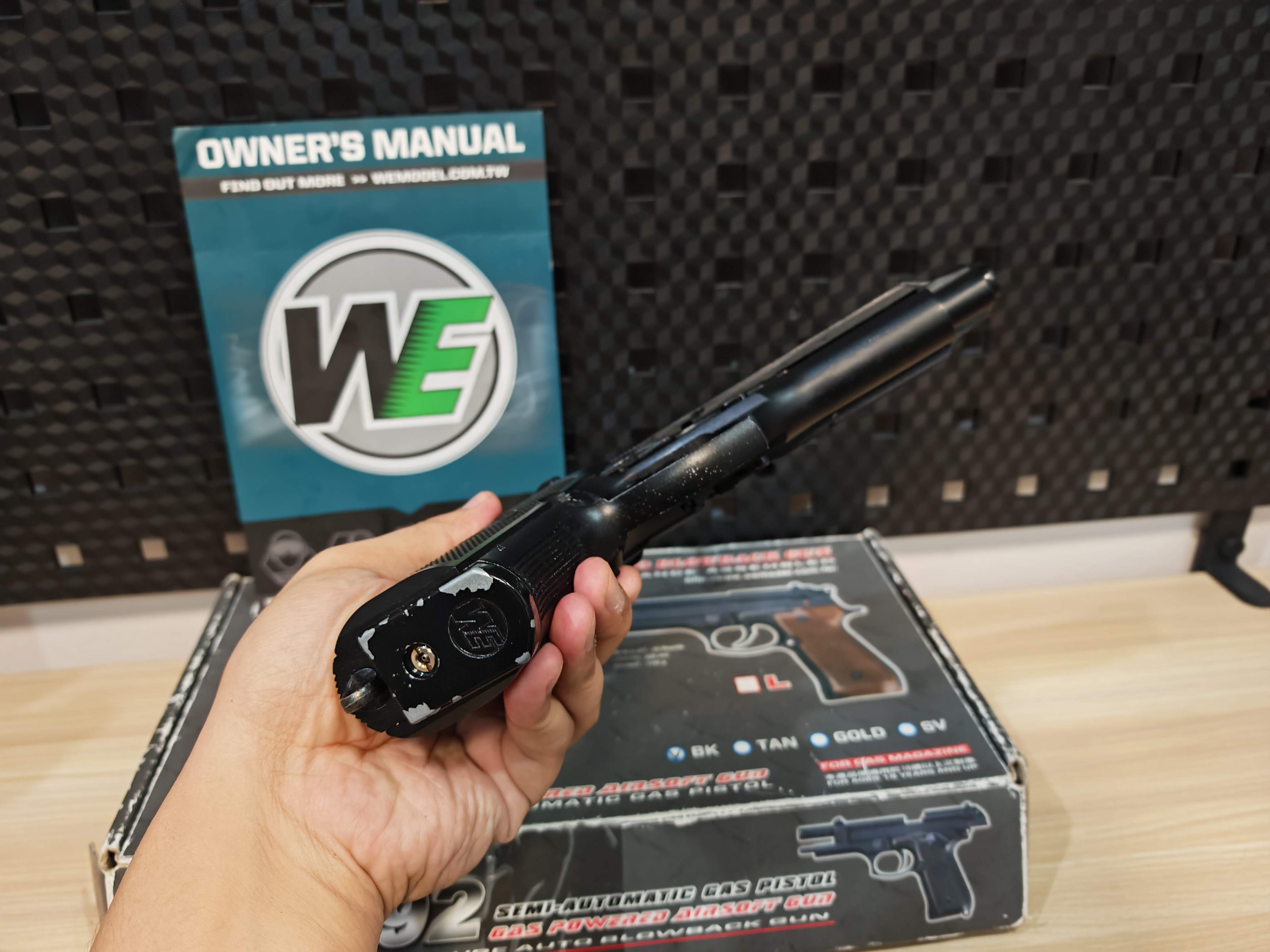 WE Beretta M92 Semi Version GBB ดำ พร้อมเล่น ไต้หวัน BB Gun บีบีกัน แบบแก๊ส ปืนอัดลม มือสอง Airsoft Gun