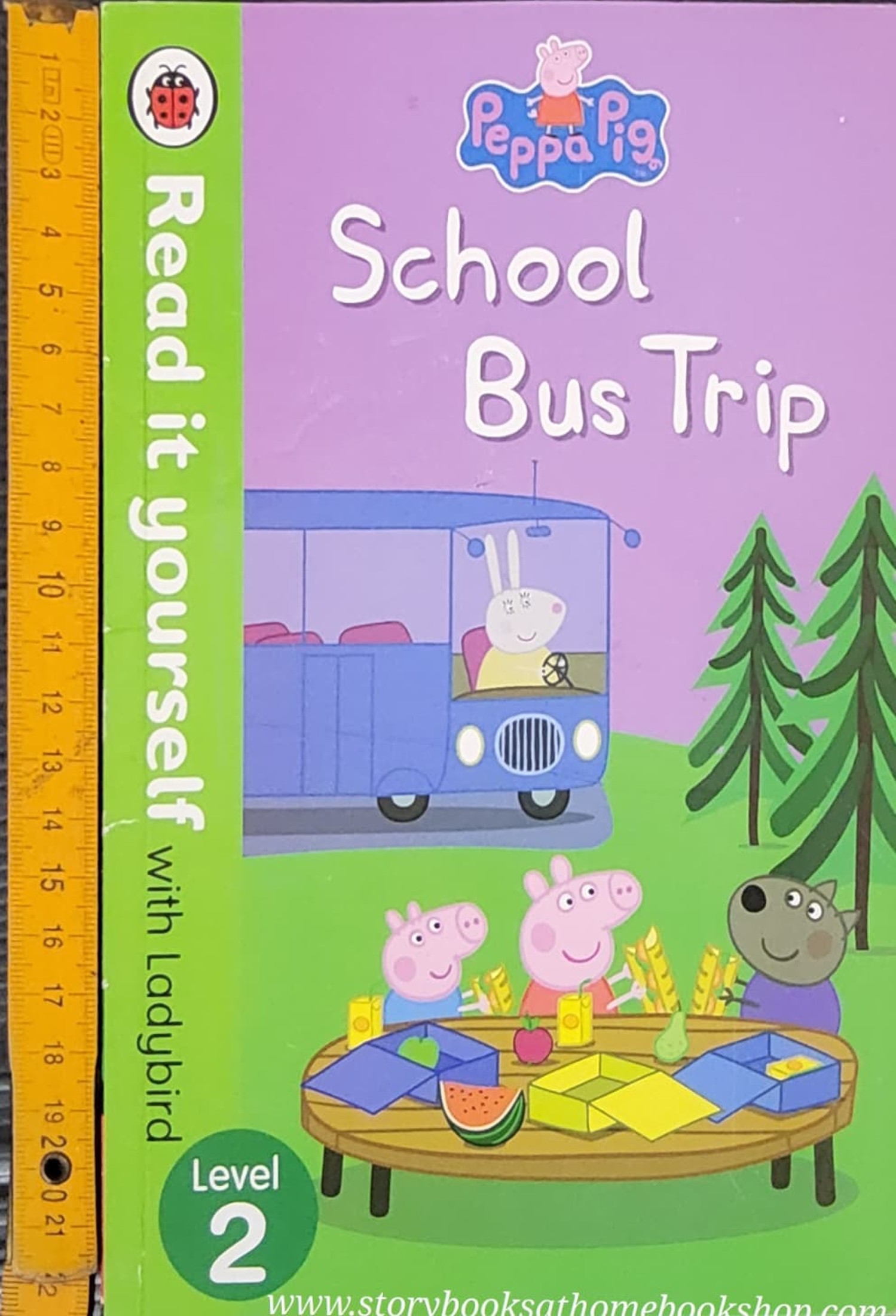 หนังสือนิทานปกอ่อน ** 🍅🍓 READ IT YOURSELF LEVEL 2:PEPPA PIG SCHOOL BUS TRIP