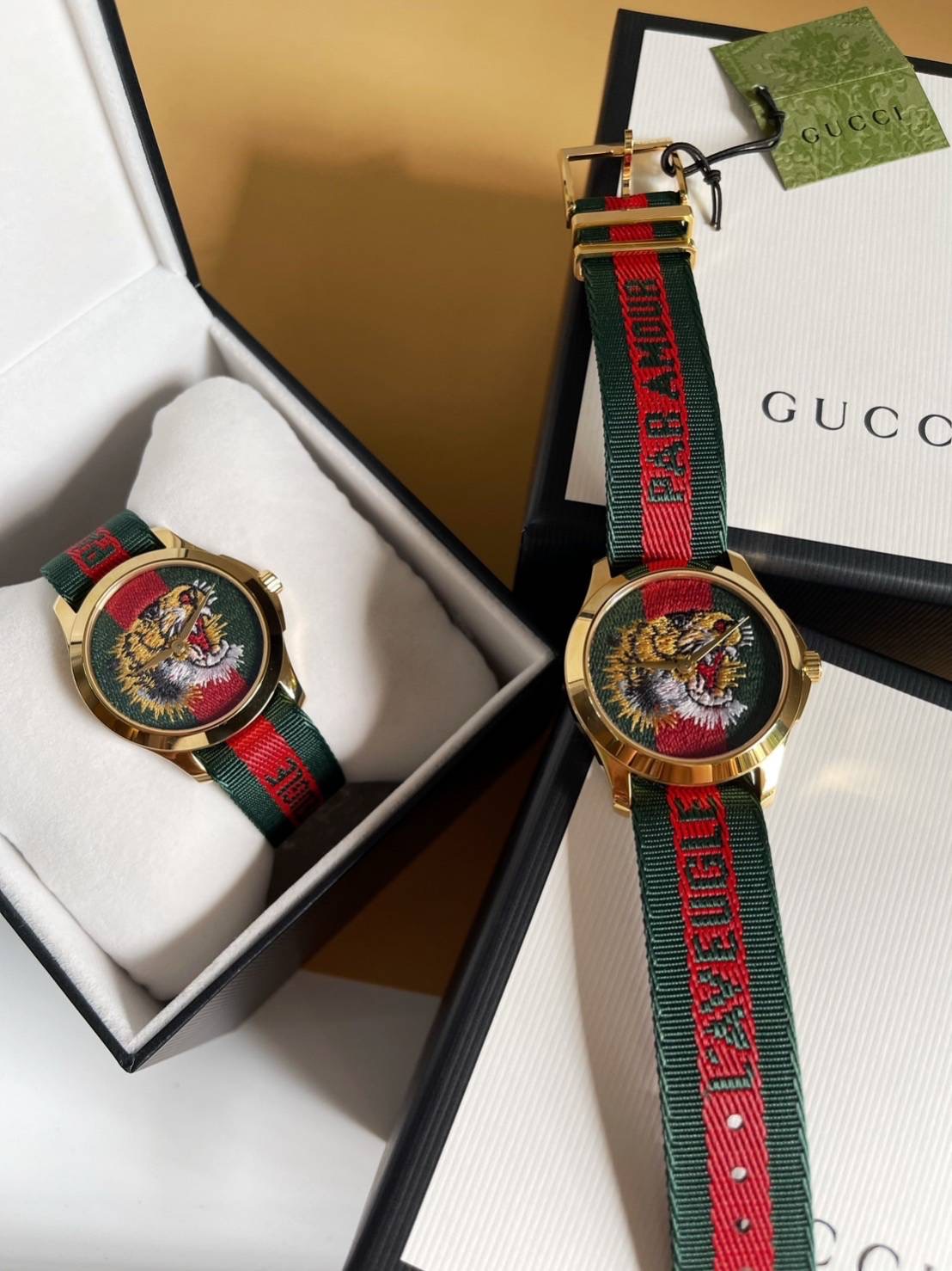 New Gucci Watch 🐯 หน้าปัดเสือ สายไนลอนเขียว-แดง ขนาด 38mm. Unisex