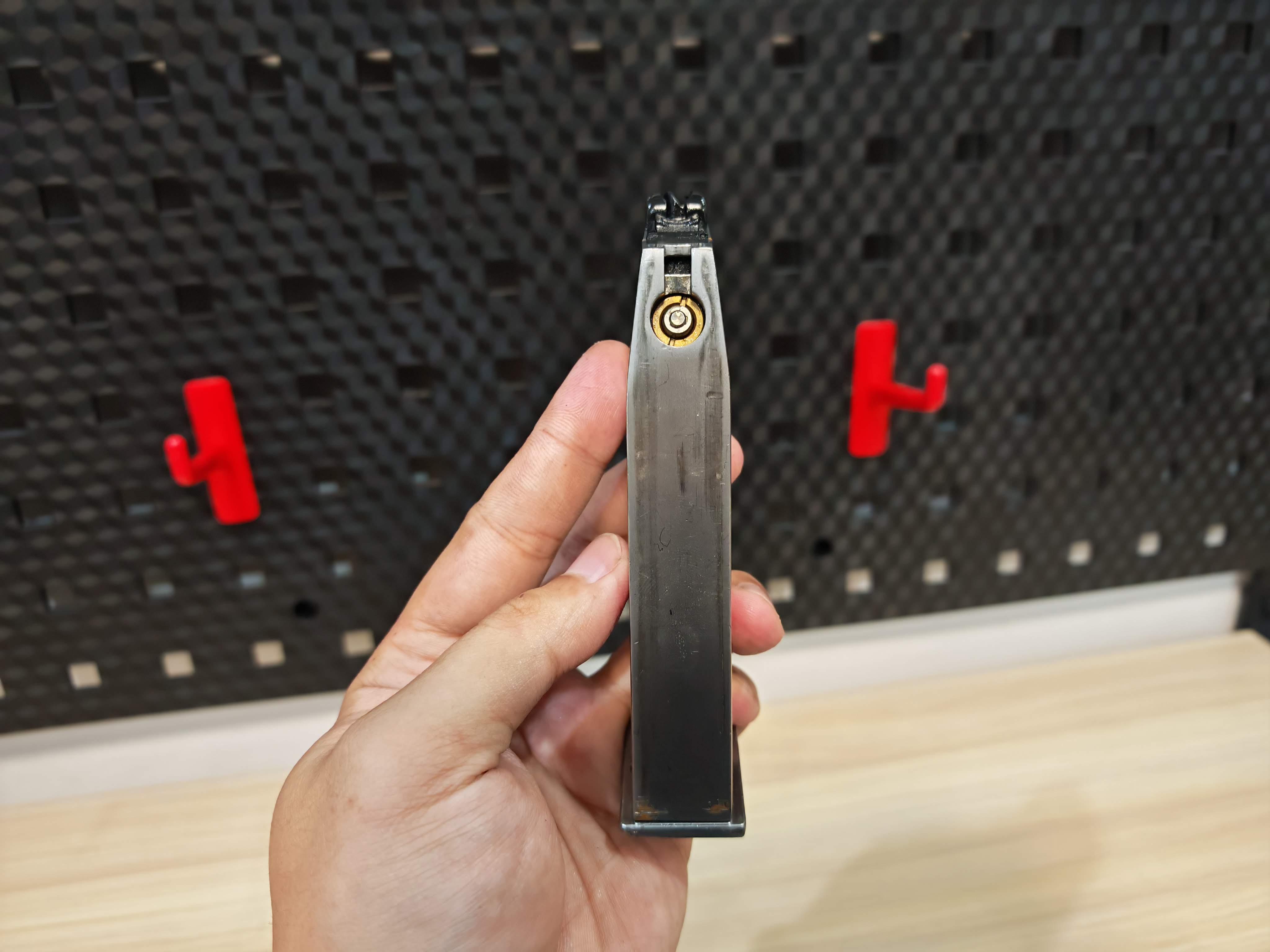 WE Beretta M92 Semi Version GBB เงิน ไต้หวัน BB Gun บีบีกัน แบบแก๊ส ปืนอัดลม มือสอง Airsoft Gun