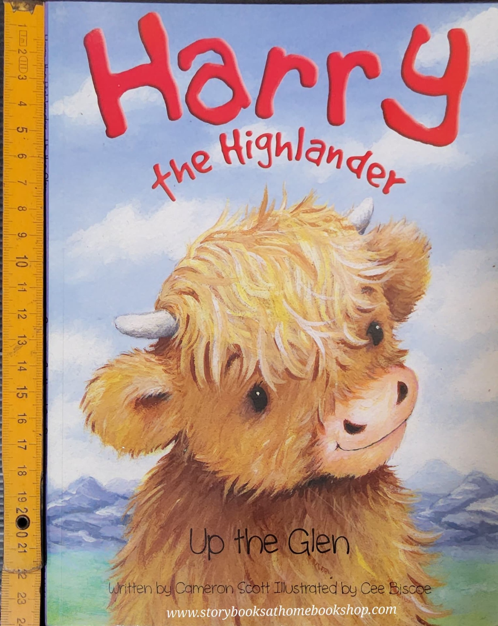 หนังสือนิทานปกอ่อน ** 🍅🍓HARRY THE HIGHLANDER UP THE GLEN