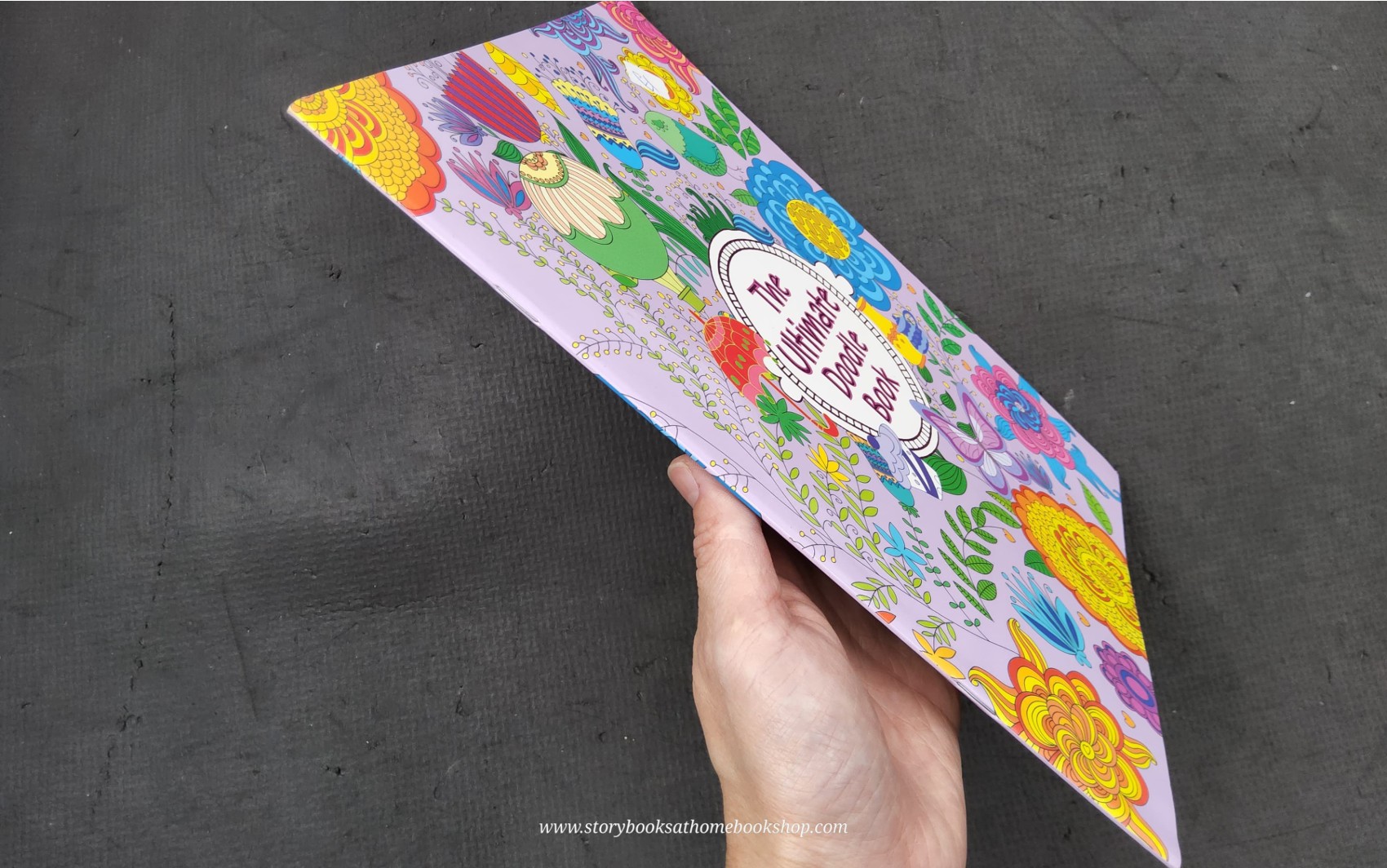 COLORING DOODLE BOOK** ð
ðTHE ULTIMATE DOODLE BOOK