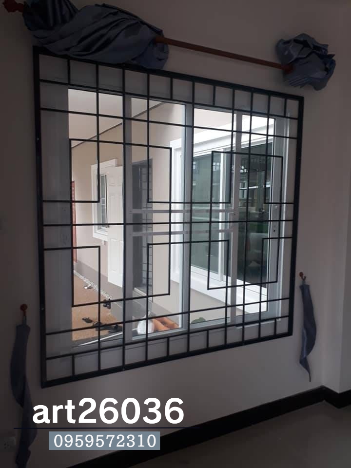 เหล็กดัดสีอบพร้อมมุ้งลวด ประตูและหน้าต่าง สีดำ สไตล์สวยๆ