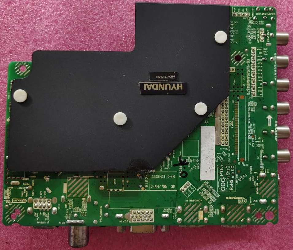 เมนบอร์ดทีวี ฮุนได HYUNDAI ของแท้ถอดจากเครื่อง รุ่นHD-3223 จอPT320AT01-5