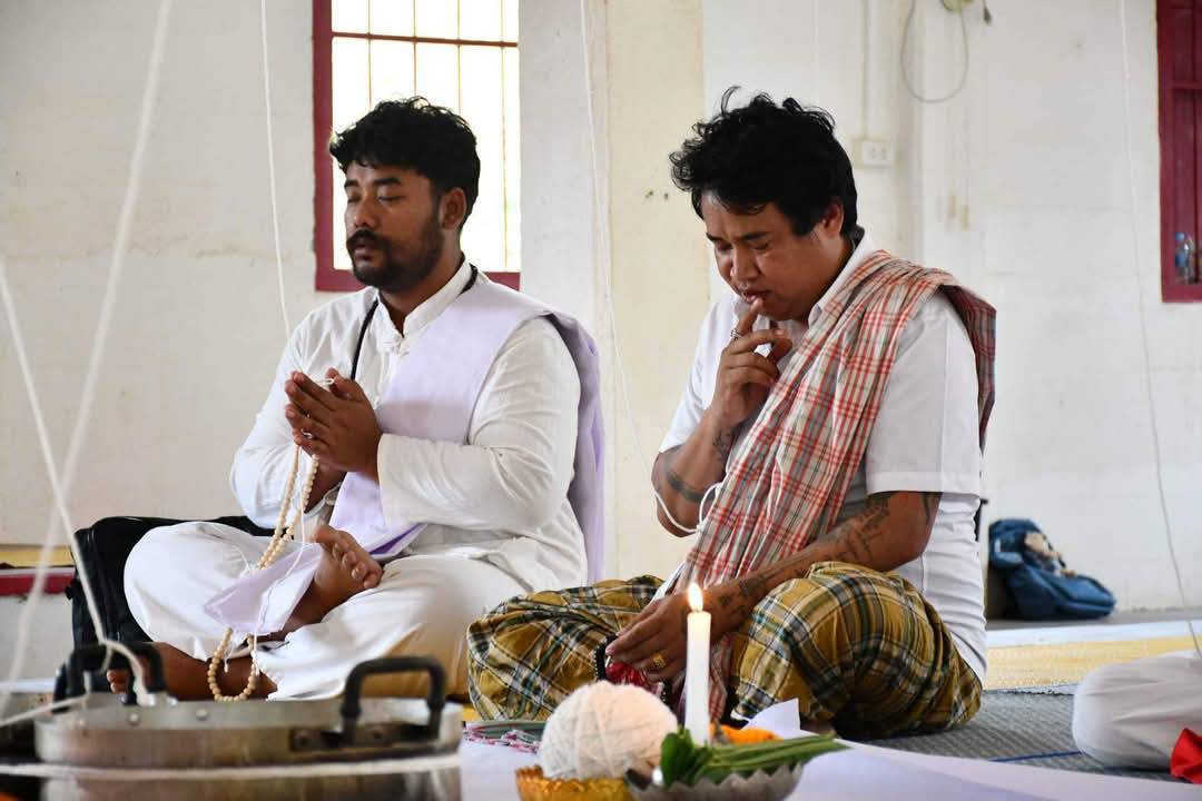 สีผึ้งจันทร์จิรา มหามงคล อาจารย์เหลี้ยม นาโยง สำนักไชยมงคล จ.ตรัง (ฆราวาสสายเขาอ้อ)