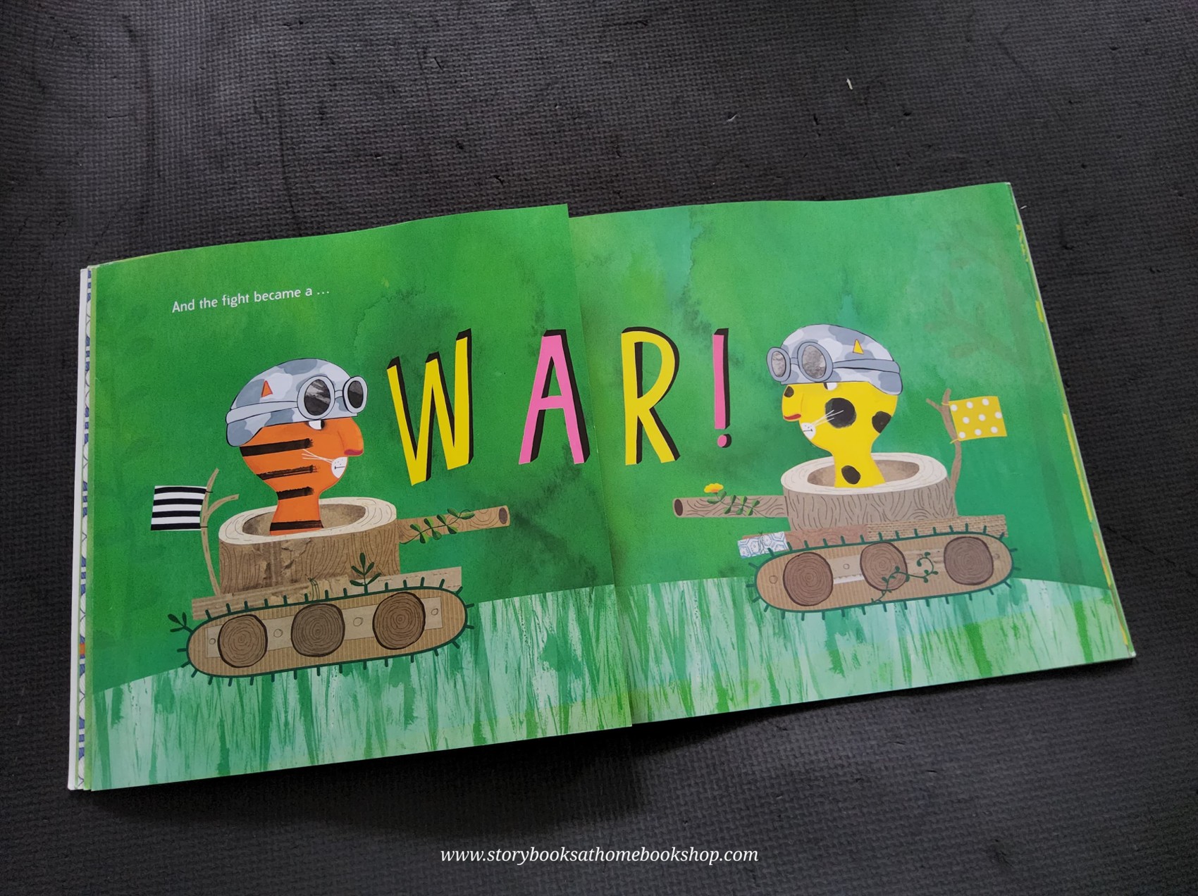 หนังสือนิทานปกอ่อน** 🍓🍓SPOTS OR STRIPES? BY VASANTI UNKA