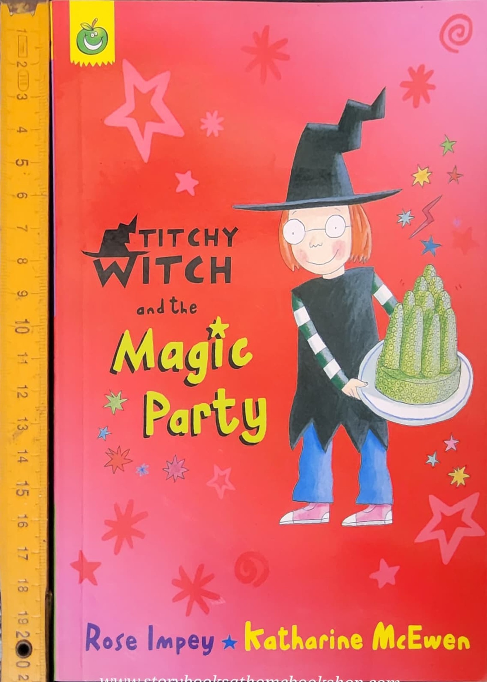 หนังสือนิทานปกอ่อน** 🍅🍓TITCHY WITCH AND THE MAGIC PARTY