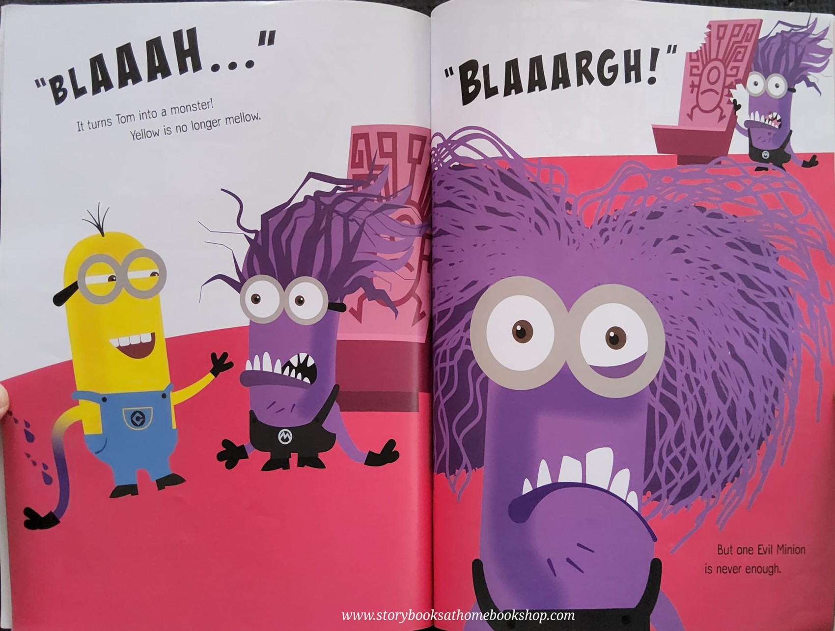 หนังสือนิทานปกอ่อน ** 🍅🍓 ATTACK OF THE EVIL MINIONS!