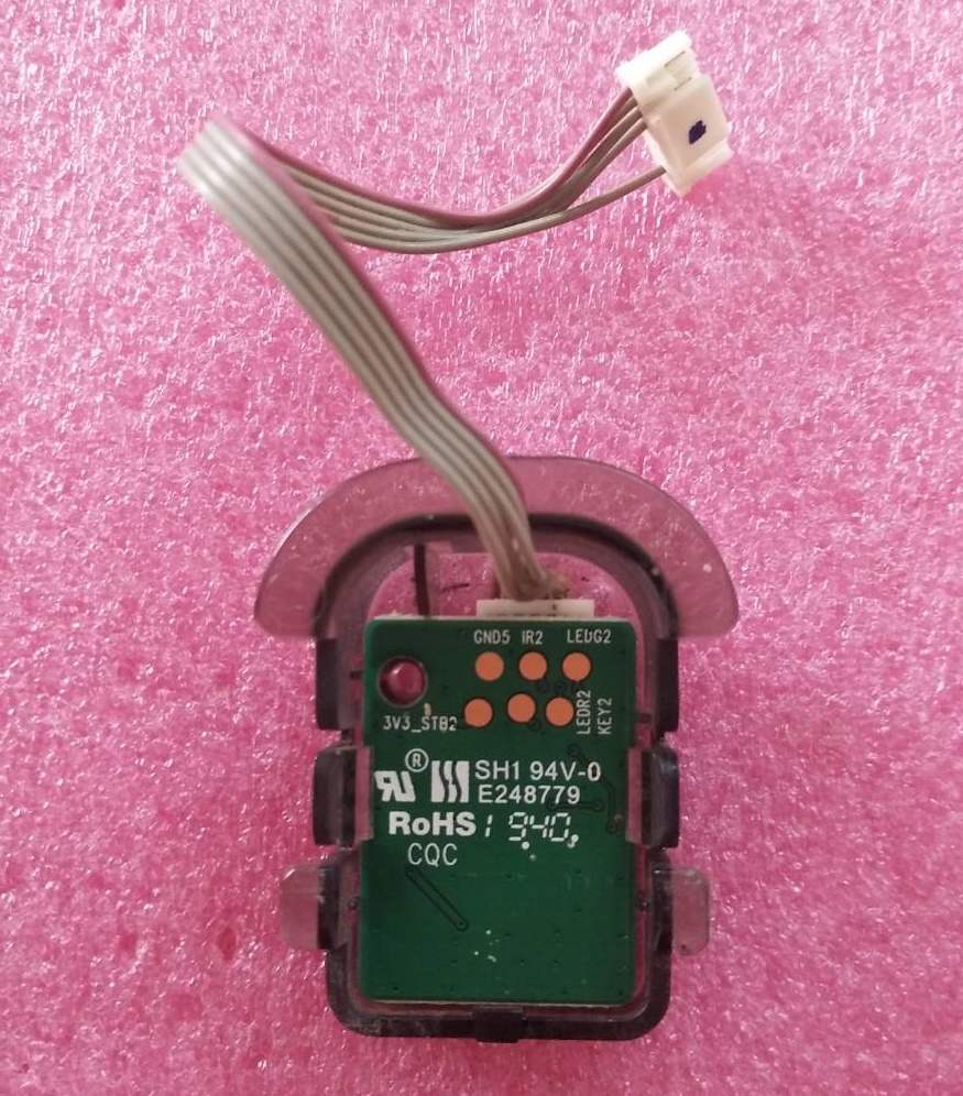 ตัวรับรีโมทย์/คีย์กดทีวี สกายเวิร์ท( SKYWORTH) ของแท้ถอดจากเครื่อง รุ่น43UB5500 พาร์ท5851-132E20-0P10