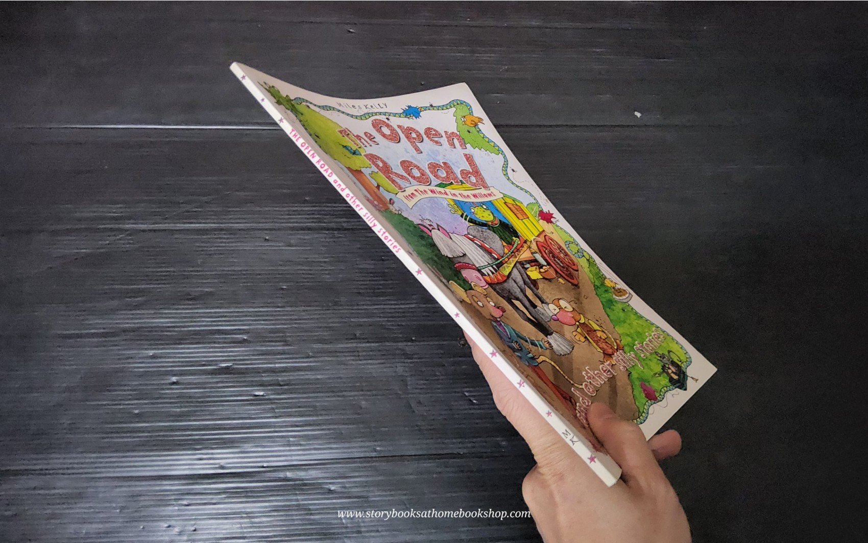 หนังสือนิทานปกอ่อน** 🍅THE OPEN ROAD FROM THE WIND IN THE WILLOWS AND OTHER SILLY STORIES