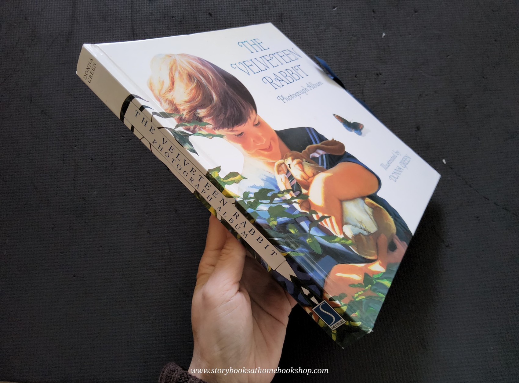 PHOTOGRAPH ALBUM** ð
ðTHE VELEVETEEN RABBIT PHOTOGRAPH ALBUM