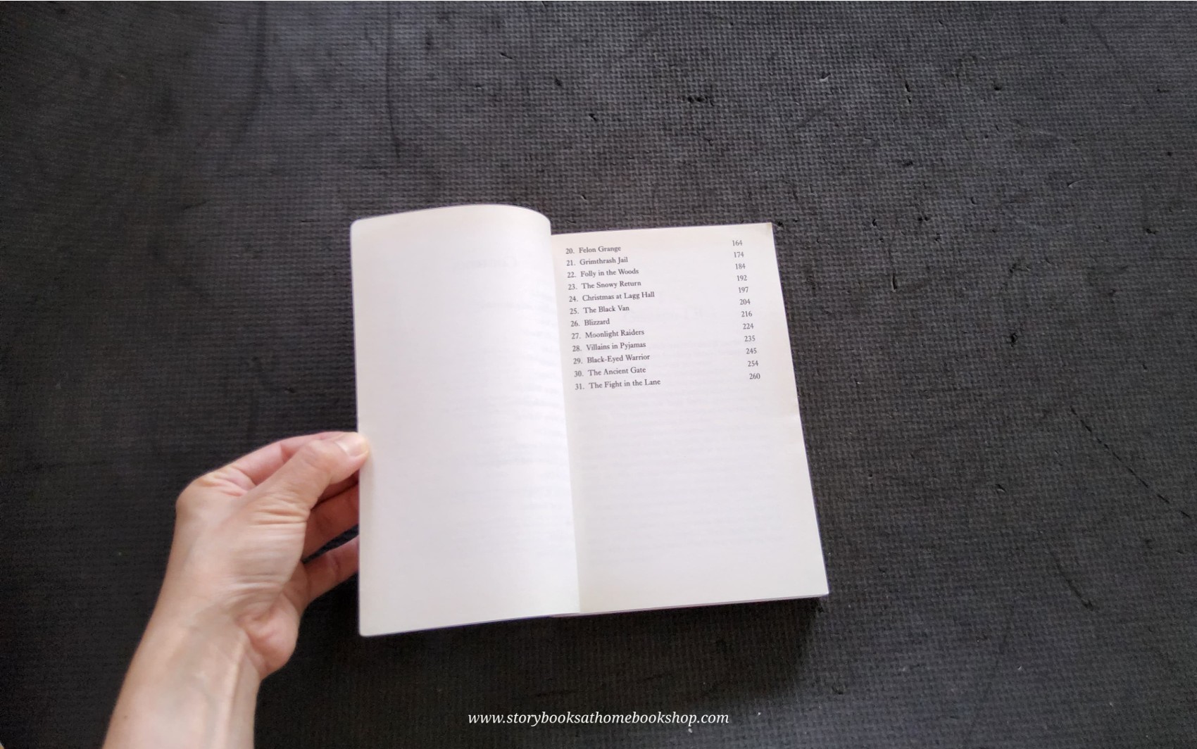 วรรณกรรมเยาวชน** 🍅Harry and the Wrinklies by Alan Temperley